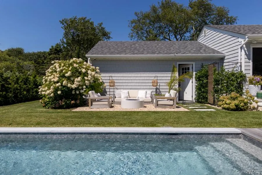 Back Of House/Heated Pool. Back Of House/Heated Pool.