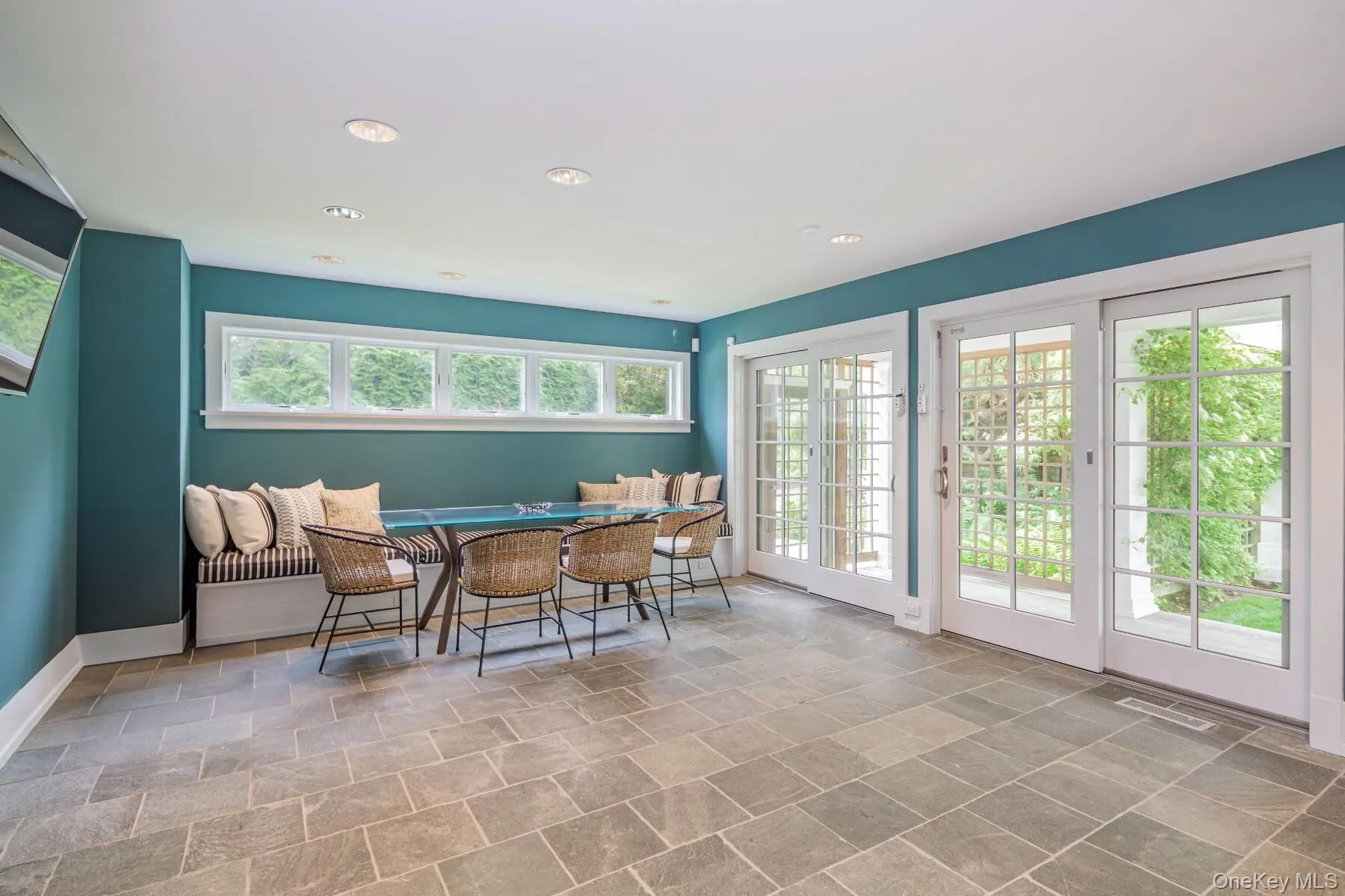 914 Ocean Road, Southampton, NY, 7 Bedrooms Bedrooms, 16 Rooms Rooms,5 BathroomsBathrooms,Residential Lease,For Rent,Ocean,0,969440 914 Ocean Road, Southampton, NY, 7 Bedrooms Bedrooms, 16 Rooms Rooms,5 BathroomsBathrooms,Residential Lease,For Rent,Ocean,0,969440