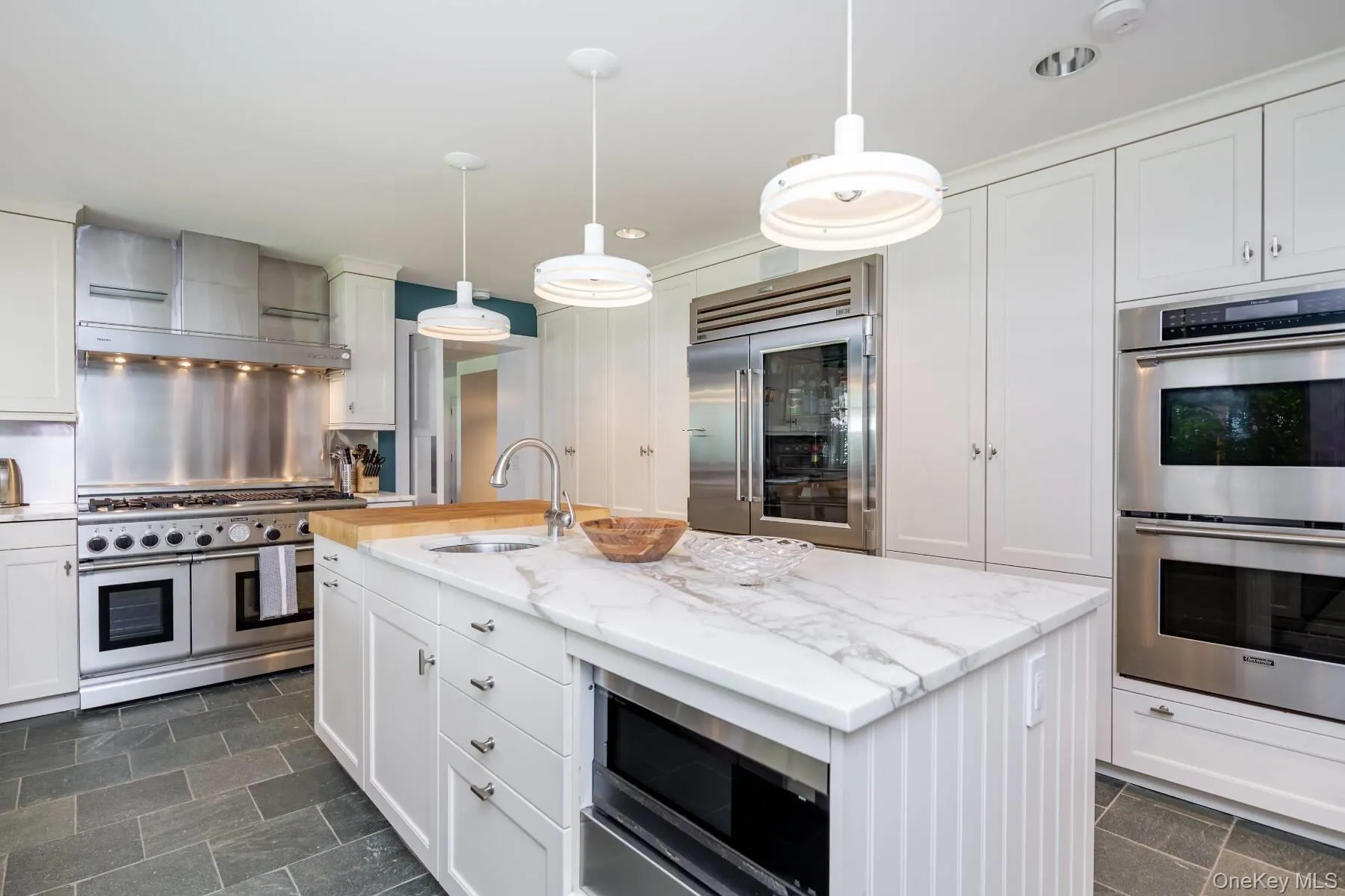 914 Ocean Road, Southampton, NY, 7 Bedrooms Bedrooms, 16 Rooms Rooms,5 BathroomsBathrooms,Residential Lease,For Rent,Ocean,0,969440 914 Ocean Road, Southampton, NY, 7 Bedrooms Bedrooms, 16 Rooms Rooms,5 BathroomsBathrooms,Residential Lease,For Rent,Ocean,0,969440