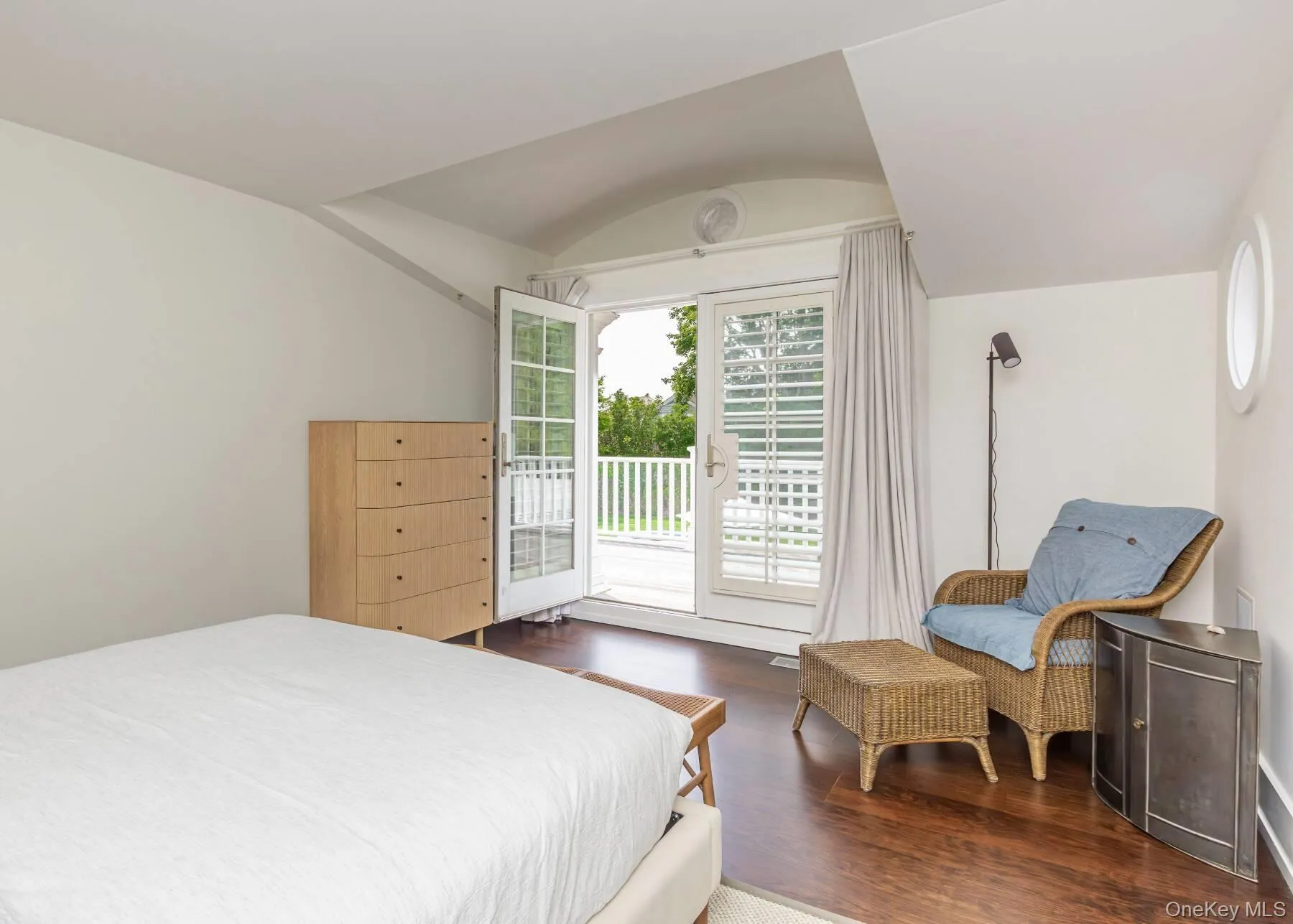 914 Ocean Road, Southampton, NY, 7 Bedrooms Bedrooms, 16 Rooms Rooms,5 BathroomsBathrooms,Residential Lease,For Rent,Ocean,0,969440 914 Ocean Road, Southampton, NY, 7 Bedrooms Bedrooms, 16 Rooms Rooms,5 BathroomsBathrooms,Residential Lease,For Rent,Ocean,0,969440