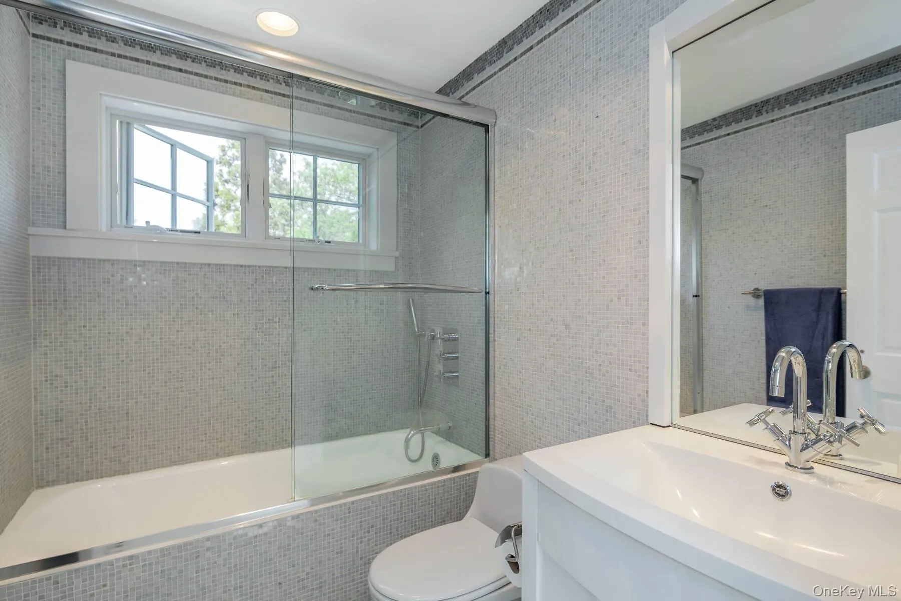 914 Ocean Road, Southampton, NY, 7 Bedrooms Bedrooms, 16 Rooms Rooms,5 BathroomsBathrooms,Residential Lease,For Rent,Ocean,0,969440 914 Ocean Road, Southampton, NY, 7 Bedrooms Bedrooms, 16 Rooms Rooms,5 BathroomsBathrooms,Residential Lease,For Rent,Ocean,0,969440