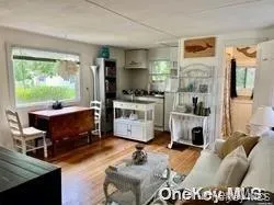 16A Bishop Avenue, Southampton, NY, 1 Bedroom Bedrooms, 3 Rooms Rooms,1 BathroomBathrooms,Residential Lease,For Rent,Bishop,0,969456 16A Bishop Avenue, Southampton, NY, 1 Bedroom Bedrooms, 3 Rooms Rooms,1 BathroomBathrooms,Residential Lease,For Rent,Bishop,0,969456