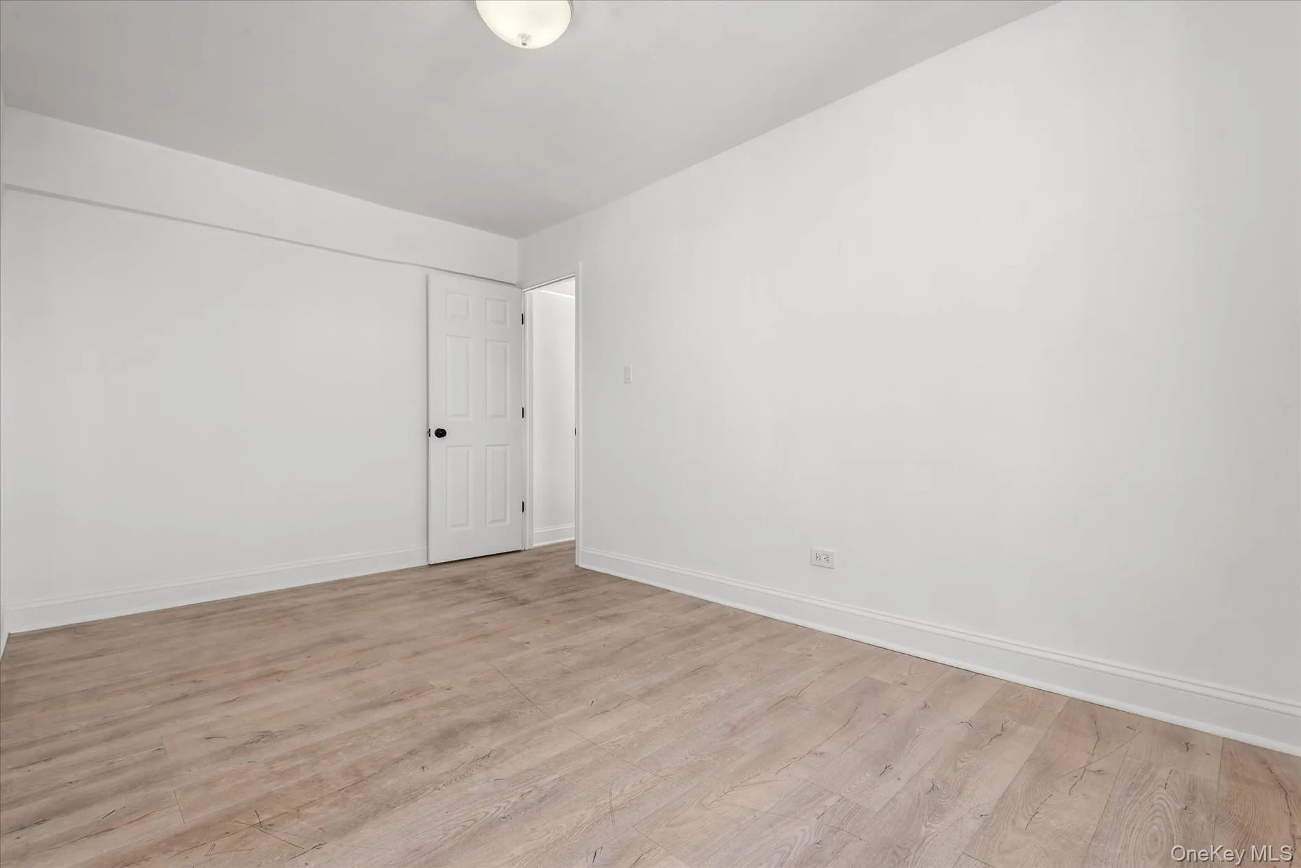 6011 Broadway, New York, NY, 1 Bedroom Bedrooms, 3 Rooms Rooms,1 BathroomBathrooms,Residential,For Rent,Broadway,0,969467 6011 Broadway, New York, NY, 1 Bedroom Bedrooms, 3 Rooms Rooms,1 BathroomBathrooms,Residential,For Rent,Broadway,0,969467