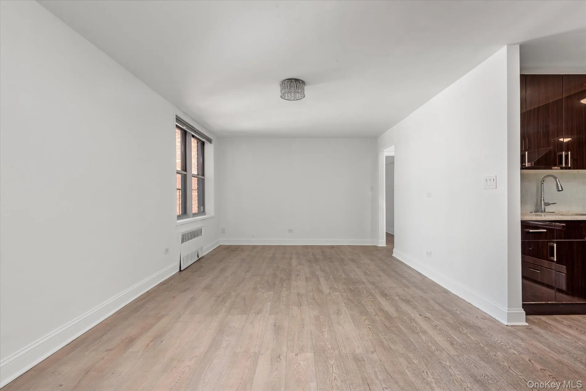 6011 Broadway, New York, NY, 1 Bedroom Bedrooms, 3 Rooms Rooms,1 BathroomBathrooms,Residential,For Rent,Broadway,0,969467 6011 Broadway, New York, NY, 1 Bedroom Bedrooms, 3 Rooms Rooms,1 BathroomBathrooms,Residential,For Rent,Broadway,0,969467