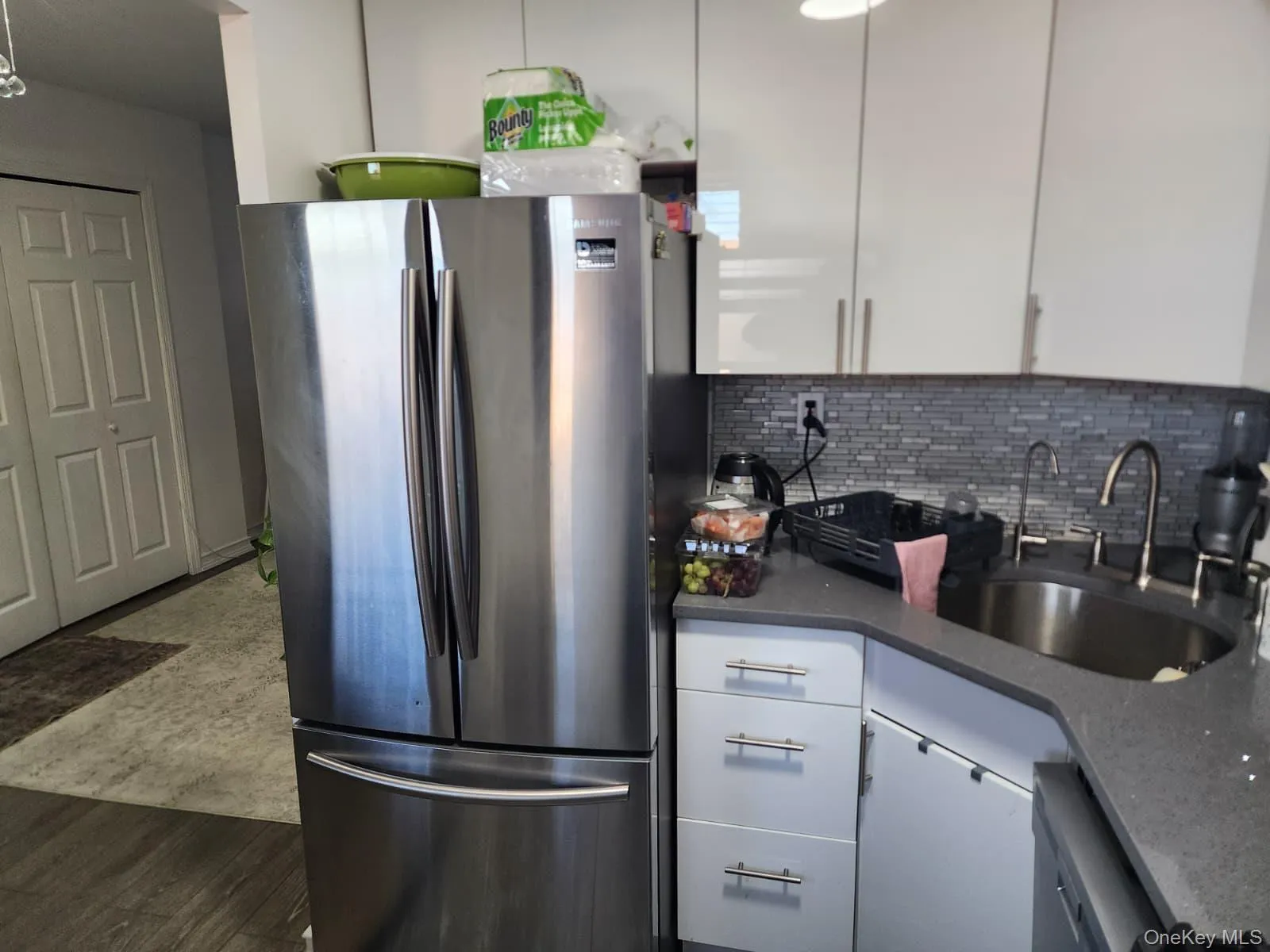 61-55 98th Street, New York, NY, 1 Bedroom Bedrooms, 4 Rooms Rooms,1 BathroomBathrooms,Residential Lease,For Rent,98th,0,969486 61-55 98th Street, New York, NY, 1 Bedroom Bedrooms, 4 Rooms Rooms,1 BathroomBathrooms,Residential Lease,For Rent,98th,0,969486