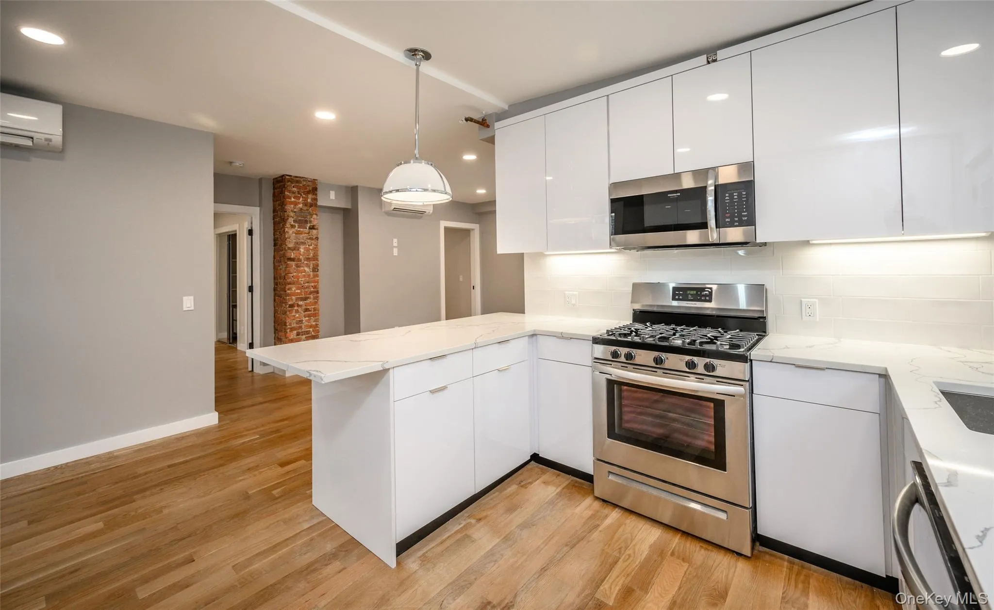 86 Main Street, Greenburgh, NY, 2 Bedrooms Bedrooms, 4 Rooms Rooms,1 BathroomBathrooms,Residential Lease,For Rent,Main,0,969494 86 Main Street, Greenburgh, NY, 2 Bedrooms Bedrooms, 4 Rooms Rooms,1 BathroomBathrooms,Residential Lease,For Rent,Main,0,969494