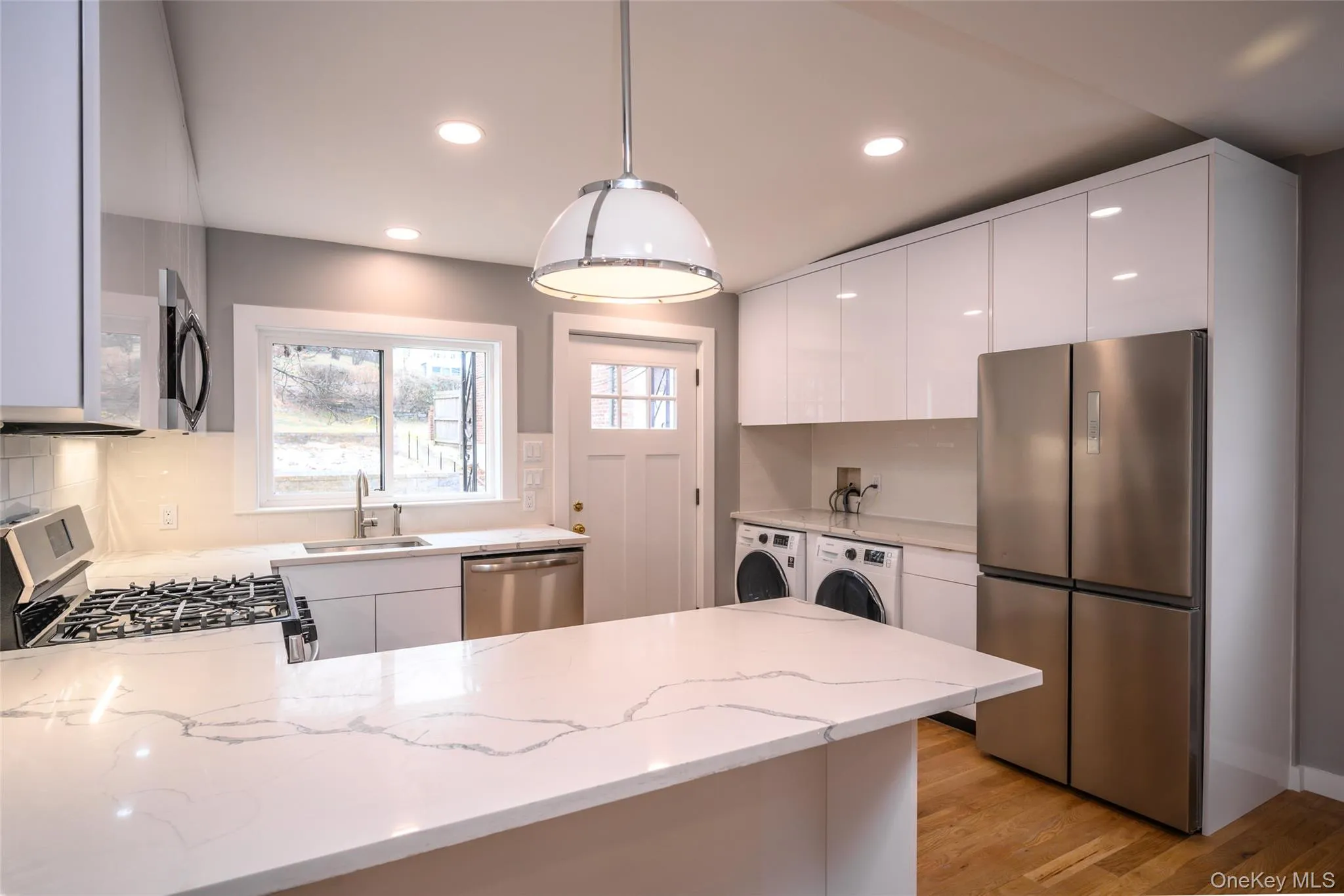 86 Main Street, Greenburgh, NY, 2 Bedrooms Bedrooms, 4 Rooms Rooms,1 BathroomBathrooms,Residential Lease,For Rent,Main,0,969494 86 Main Street, Greenburgh, NY, 2 Bedrooms Bedrooms, 4 Rooms Rooms,1 BathroomBathrooms,Residential Lease,For Rent,Main,0,969494