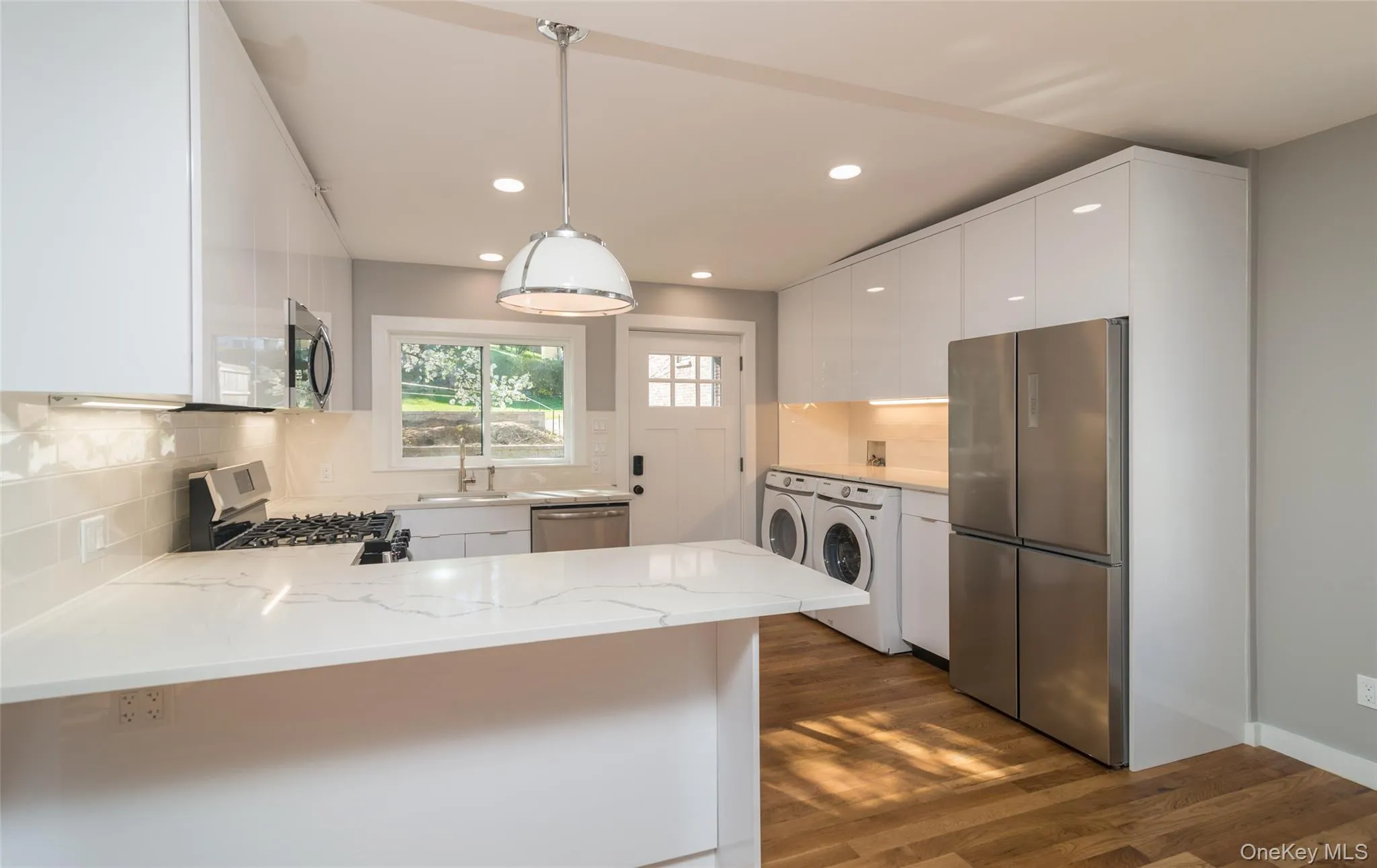 86 Main Street, Greenburgh, NY, 2 Bedrooms Bedrooms, 4 Rooms Rooms,1 BathroomBathrooms,Residential Lease,For Rent,Main,0,969494 86 Main Street, Greenburgh, NY, 2 Bedrooms Bedrooms, 4 Rooms Rooms,1 BathroomBathrooms,Residential Lease,For Rent,Main,0,969494