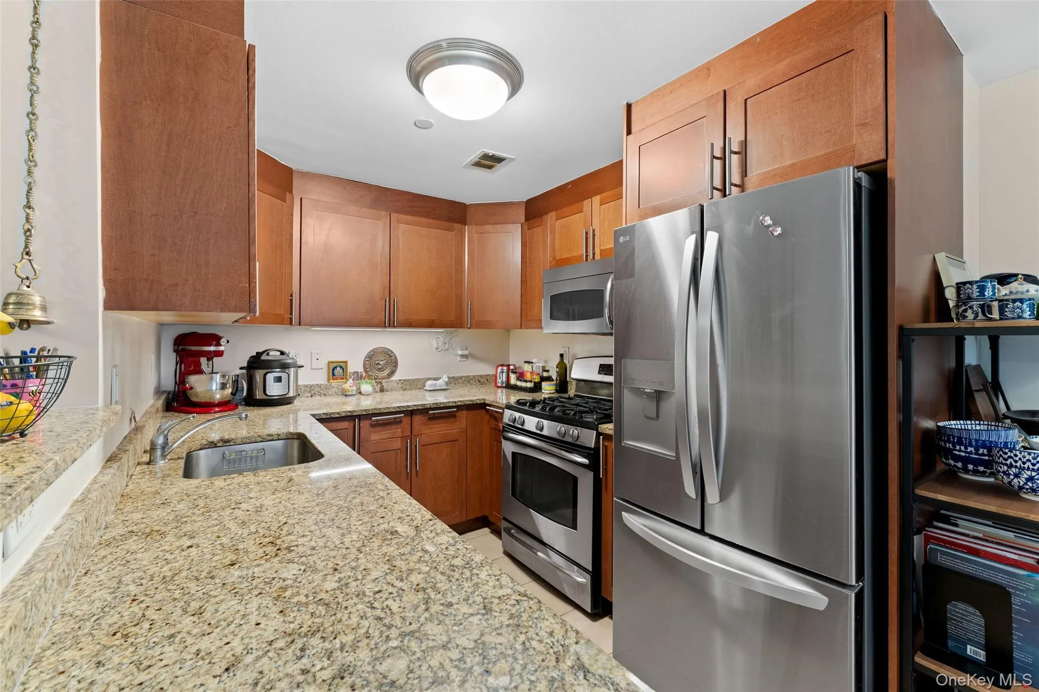 3536 Cambridge Avenue, New York, NY, 3 Bedrooms Bedrooms, 5 Rooms Rooms,2 BathroomsBathrooms,Residential Sale,For Rent,Cambridge,0,969498 3536 Cambridge Avenue, New York, NY, 3 Bedrooms Bedrooms, 5 Rooms Rooms,2 BathroomsBathrooms,Residential Sale,For Rent,Cambridge,0,969498