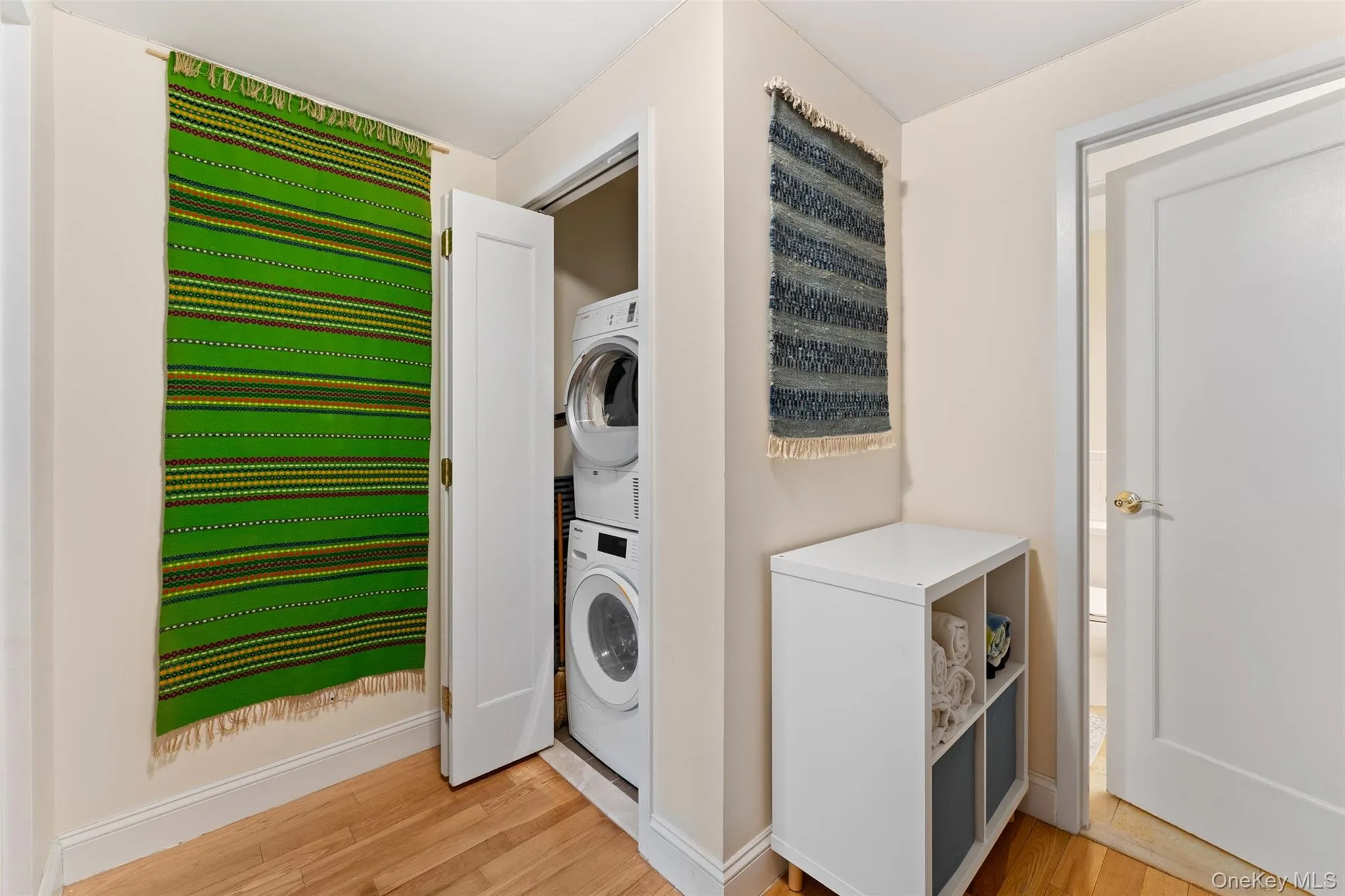 3536 Cambridge Avenue, New York, NY, 3 Bedrooms Bedrooms, 5 Rooms Rooms,2 BathroomsBathrooms,Residential Sale,For Rent,Cambridge,0,969498 3536 Cambridge Avenue, New York, NY, 3 Bedrooms Bedrooms, 5 Rooms Rooms,2 BathroomsBathrooms,Residential Sale,For Rent,Cambridge,0,969498
