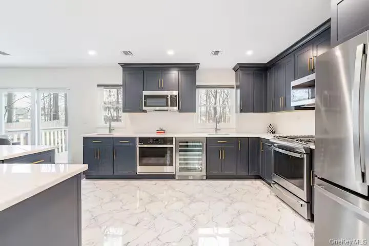 9 Stemmer Lane, Ramapo, NY, 5 Bedrooms Bedrooms, 9 Rooms Rooms,3 BathroomsBathrooms,Residential Lease,For Rent,Stemmer,0,969503 9 Stemmer Lane, Ramapo, NY, 5 Bedrooms Bedrooms, 9 Rooms Rooms,3 BathroomsBathrooms,Residential Lease,For Rent,Stemmer,0,969503