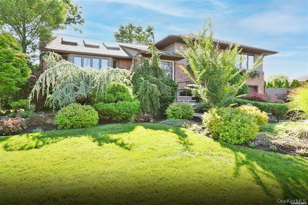 1603 Anita Lane, Hempstead, NY, 4 Bedrooms Bedrooms, 9 Rooms Rooms,2 BathroomsBathrooms,Residential,For Rent,Anita,0,969534 1603 Anita Lane, Hempstead, NY, 4 Bedrooms Bedrooms, 9 Rooms Rooms,2 BathroomsBathrooms,Residential,For Rent,Anita,0,969534