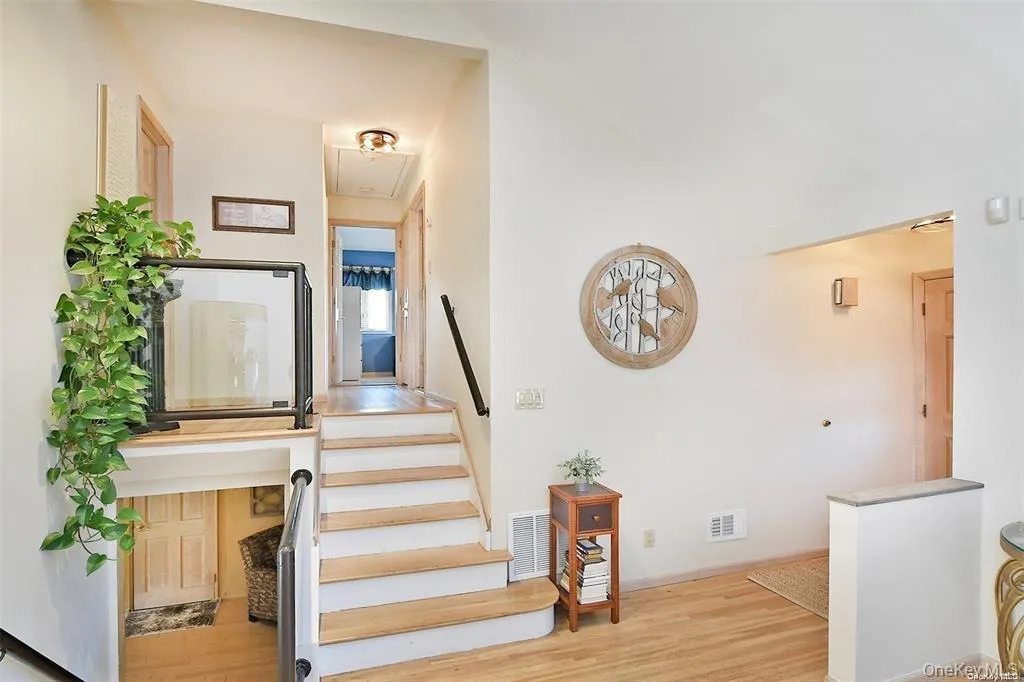 1603 Anita Lane, Hempstead, NY, 4 Bedrooms Bedrooms, 9 Rooms Rooms,2 BathroomsBathrooms,Residential,For Rent,Anita,0,969534 1603 Anita Lane, Hempstead, NY, 4 Bedrooms Bedrooms, 9 Rooms Rooms,2 BathroomsBathrooms,Residential,For Rent,Anita,0,969534
