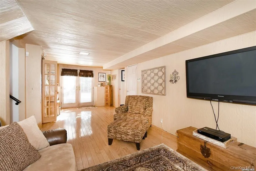 1603 Anita Lane, Hempstead, NY, 4 Bedrooms Bedrooms, 9 Rooms Rooms,2 BathroomsBathrooms,Residential,For Rent,Anita,0,969534 1603 Anita Lane, Hempstead, NY, 4 Bedrooms Bedrooms, 9 Rooms Rooms,2 BathroomsBathrooms,Residential,For Rent,Anita,0,969534
