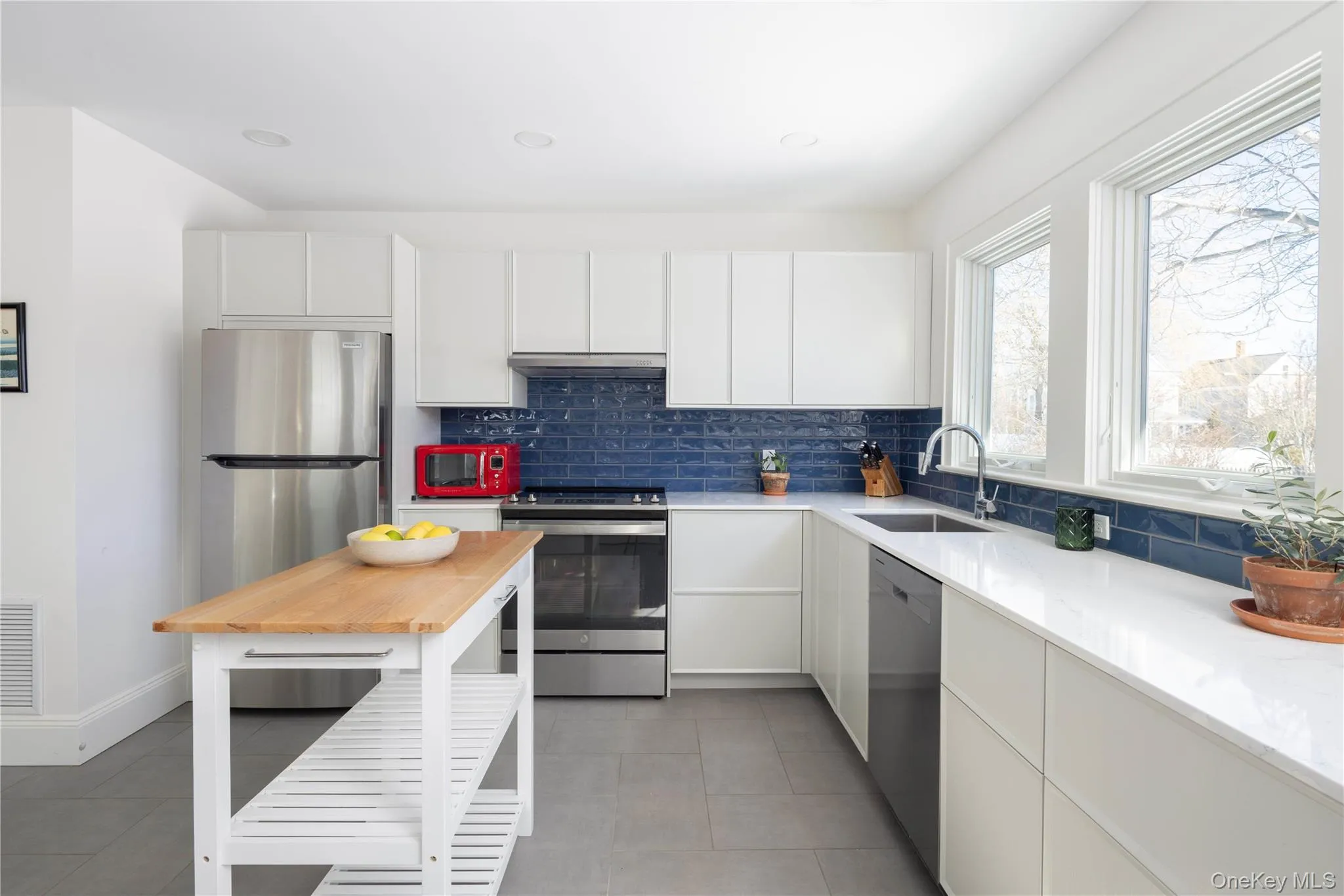 446 6th Street, Southold, NY, 3 Bedrooms Bedrooms, 7 Rooms Rooms,1 BathroomBathrooms,Residential Lease,For Rent,6th,0,969548 446 6th Street, Southold, NY, 3 Bedrooms Bedrooms, 7 Rooms Rooms,1 BathroomBathrooms,Residential Lease,For Rent,6th,0,969548