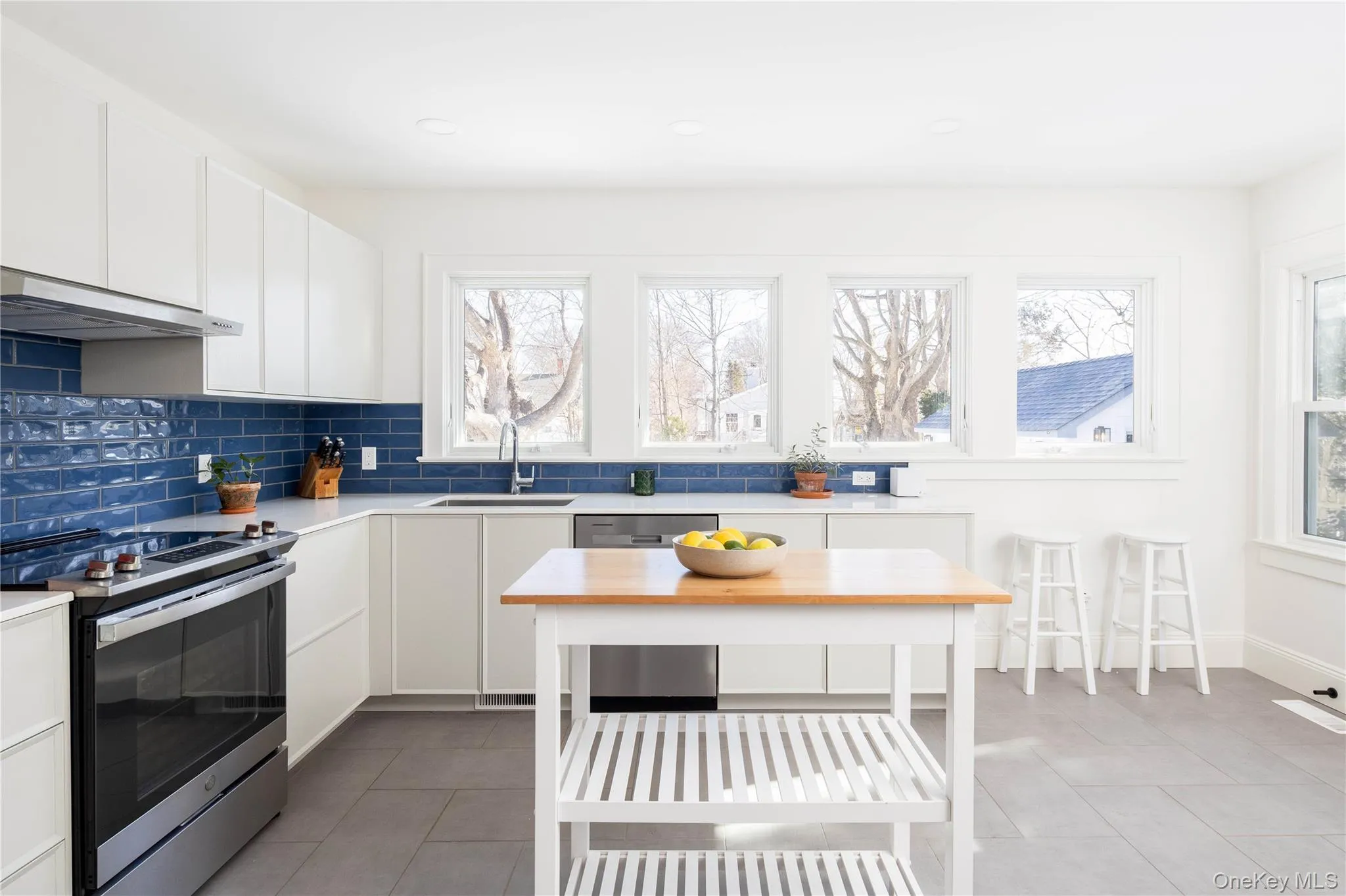 446 6th Street, Southold, NY, 3 Bedrooms Bedrooms, 7 Rooms Rooms,1 BathroomBathrooms,Residential Lease,For Rent,6th,0,969548 446 6th Street, Southold, NY, 3 Bedrooms Bedrooms, 7 Rooms Rooms,1 BathroomBathrooms,Residential Lease,For Rent,6th,0,969548