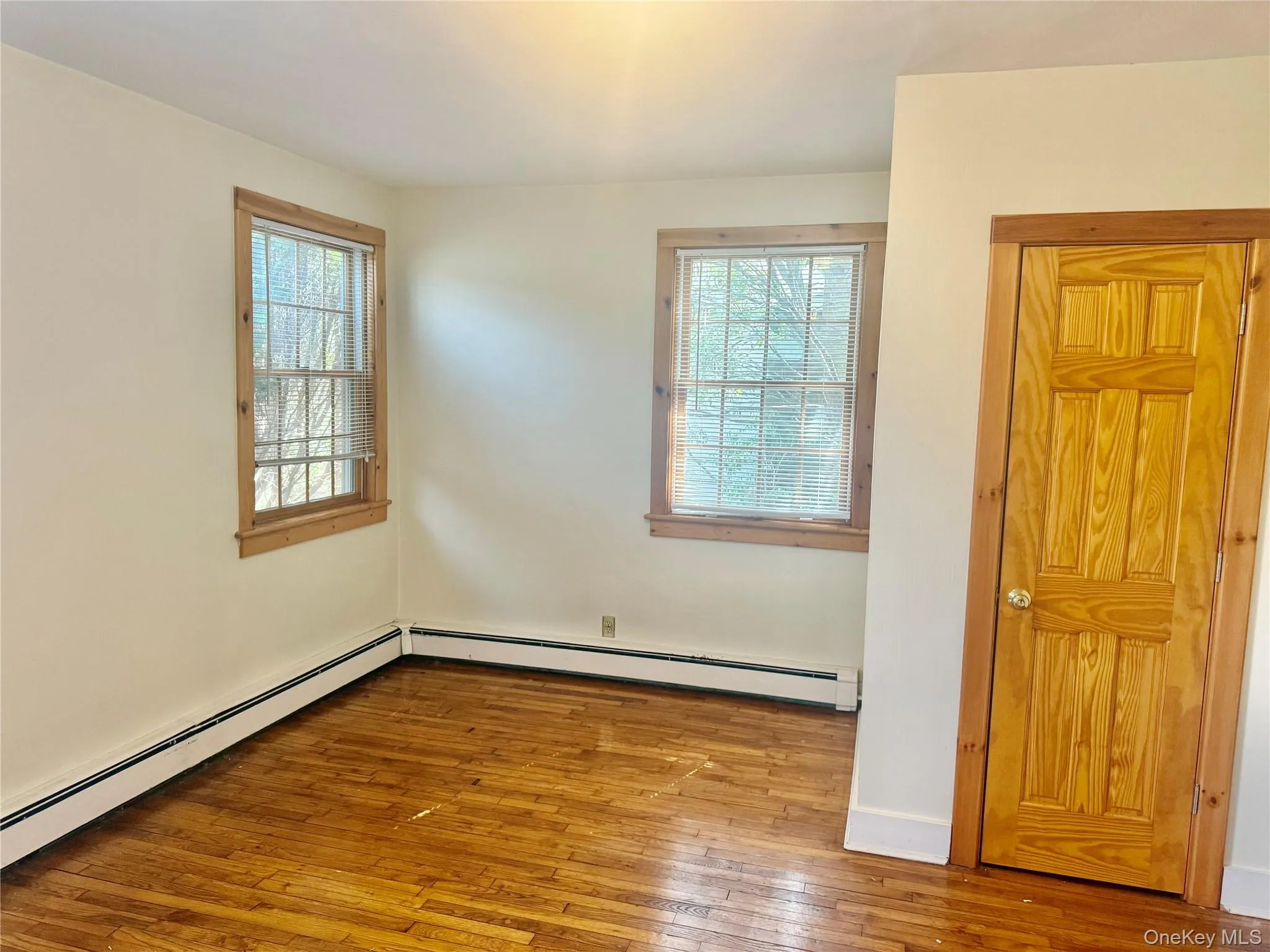 953 Ripley Lane, Oyster Bay, NY, 1 Bedroom Bedrooms, 4 Rooms Rooms,1 BathroomBathrooms,Residential Lease,For Rent,Ripley,0,969554 953 Ripley Lane, Oyster Bay, NY, 1 Bedroom Bedrooms, 4 Rooms Rooms,1 BathroomBathrooms,Residential Lease,For Rent,Ripley,0,969554