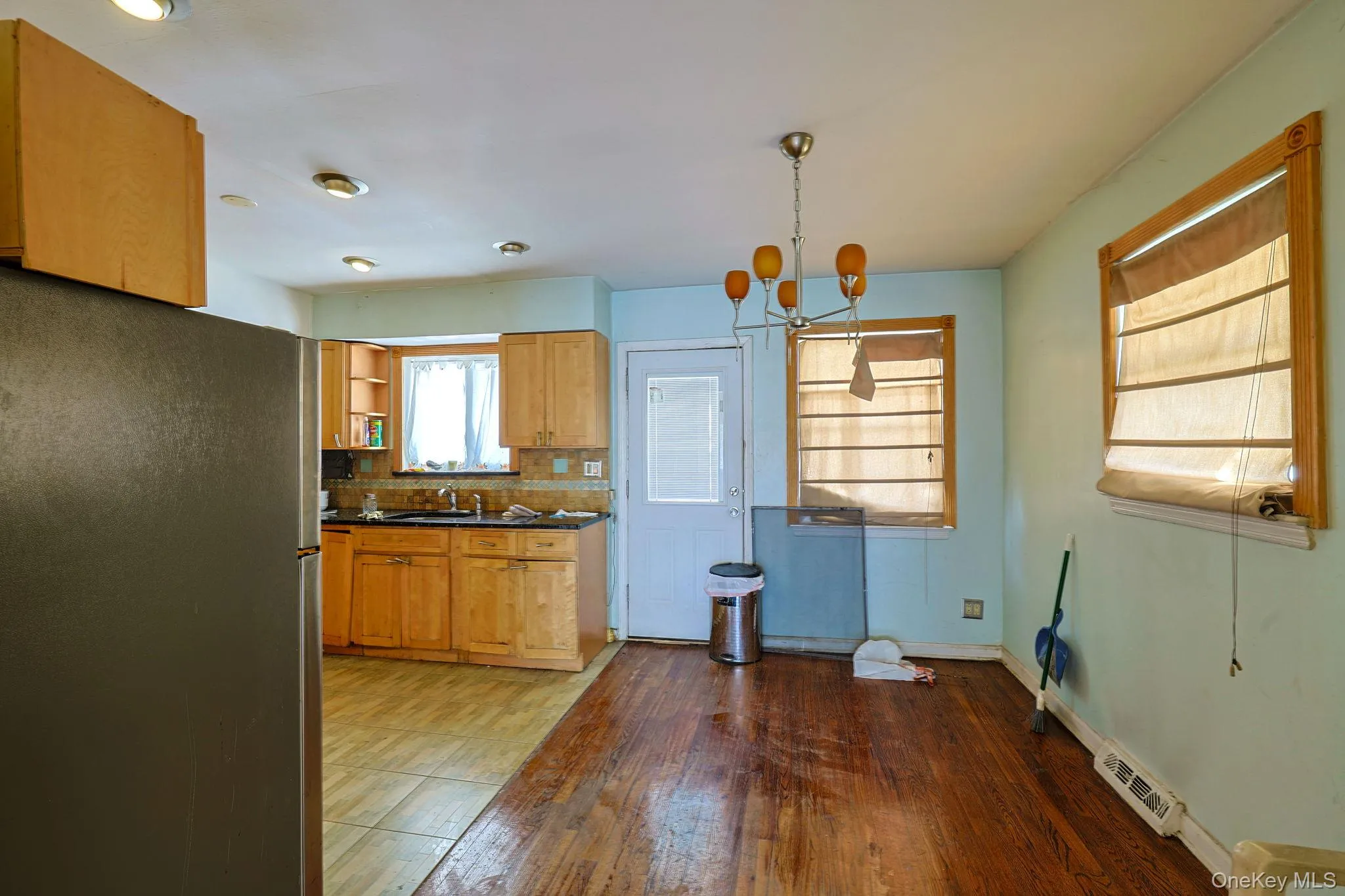 877 223rd Street, New York, NY, 3 Bedrooms Bedrooms, 6 Rooms Rooms,2 BathroomsBathrooms,Residential,For Rent,223rd,0,969557 877 223rd Street, New York, NY, 3 Bedrooms Bedrooms, 6 Rooms Rooms,2 BathroomsBathrooms,Residential,For Rent,223rd,0,969557