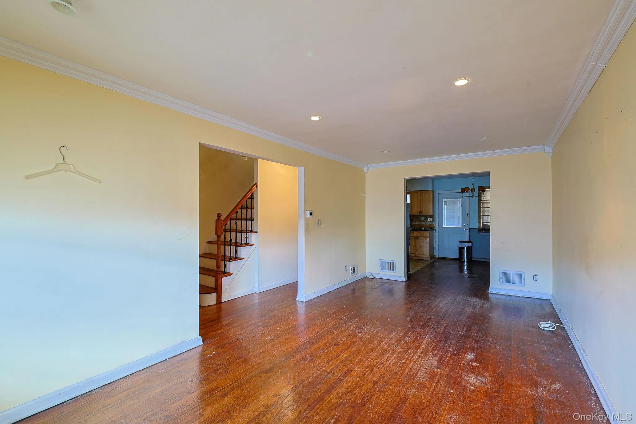 877 223rd Street, New York, NY, 3 Bedrooms Bedrooms, 6 Rooms Rooms,2 BathroomsBathrooms,Residential,For Rent,223rd,0,969557 877 223rd Street, New York, NY, 3 Bedrooms Bedrooms, 6 Rooms Rooms,2 BathroomsBathrooms,Residential,For Rent,223rd,0,969557