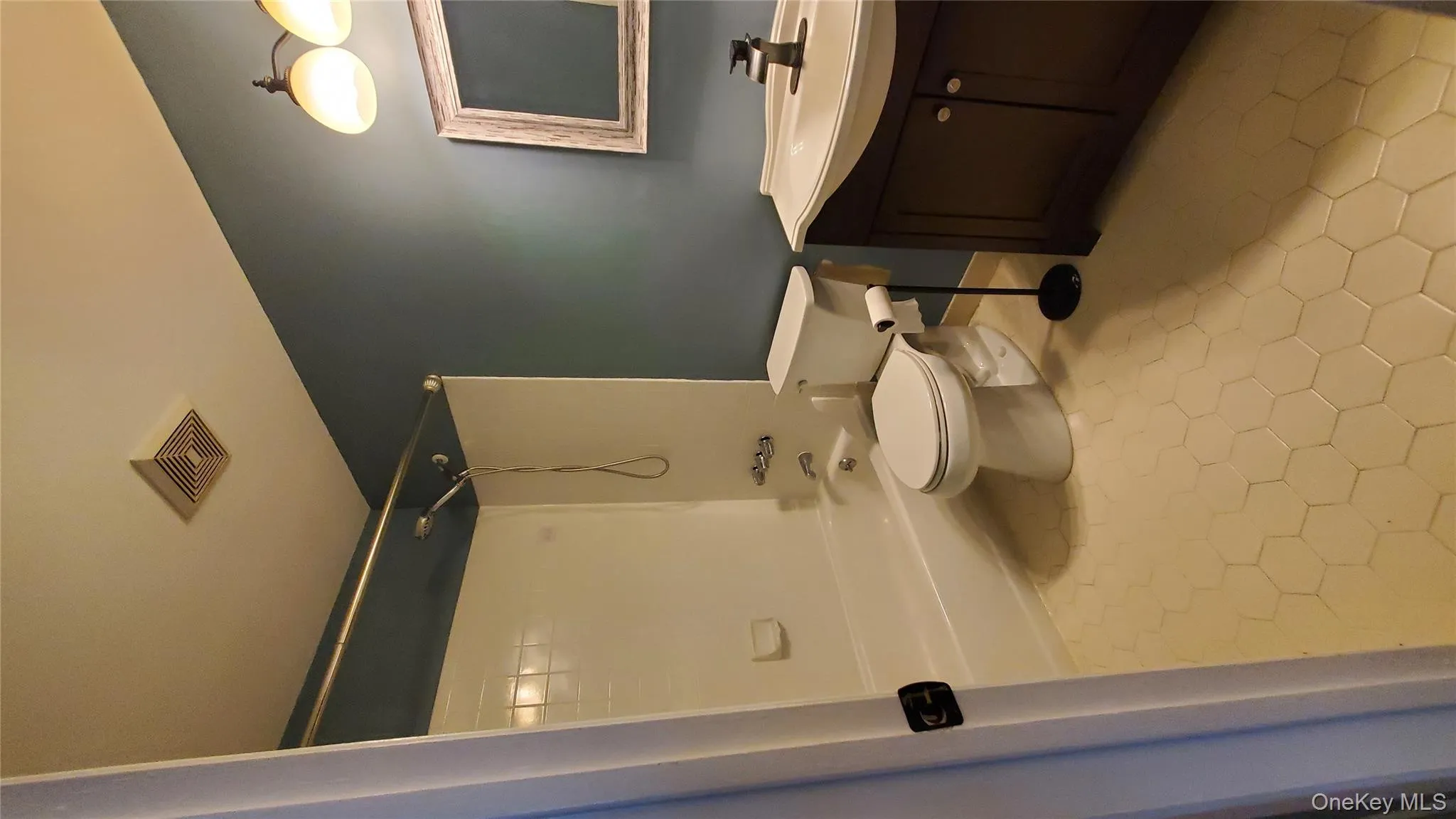 1404 Sara Circle, Brookhaven, NY, 2 Bedrooms Bedrooms, 6 Rooms Rooms,2 BathroomsBathrooms,Residential Lease,For Rent,Sara,0,969567 1404 Sara Circle, Brookhaven, NY, 2 Bedrooms Bedrooms, 6 Rooms Rooms,2 BathroomsBathrooms,Residential Lease,For Rent,Sara,0,969567