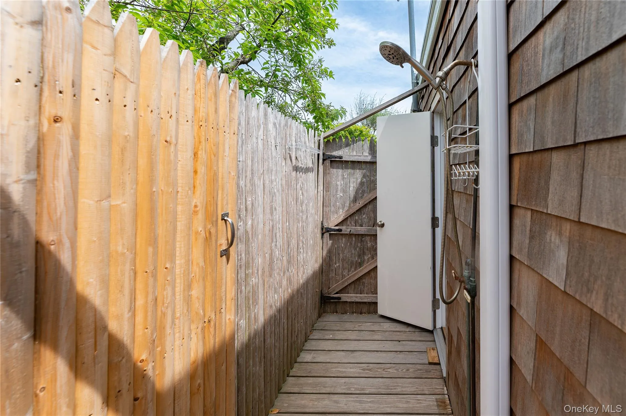 57 Juniper Avenue, Islip, NY, 3 Bedrooms Bedrooms, 5 Rooms Rooms,2 BathroomsBathrooms,Residential Lease,For Rent,Juniper,0,969569 57 Juniper Avenue, Islip, NY, 3 Bedrooms Bedrooms, 5 Rooms Rooms,2 BathroomsBathrooms,Residential Lease,For Rent,Juniper,0,969569