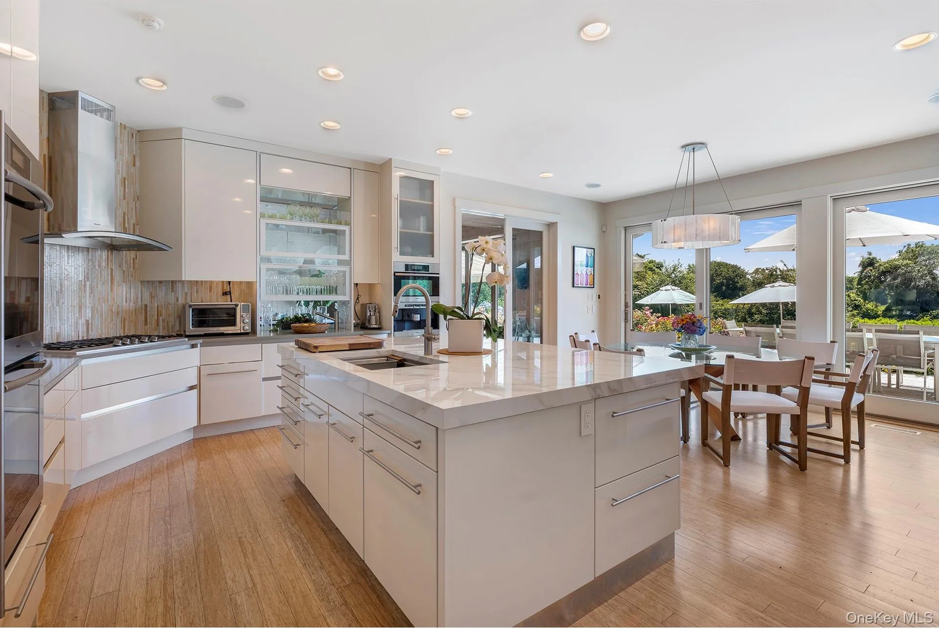 316 Deerfield Road, Southampton, NY, 6 Bedrooms Bedrooms, 18 Rooms Rooms,7 BathroomsBathrooms,Residential Lease,For Rent,Deerfield,0,969578 316 Deerfield Road, Southampton, NY, 6 Bedrooms Bedrooms, 18 Rooms Rooms,7 BathroomsBathrooms,Residential Lease,For Rent,Deerfield,0,969578