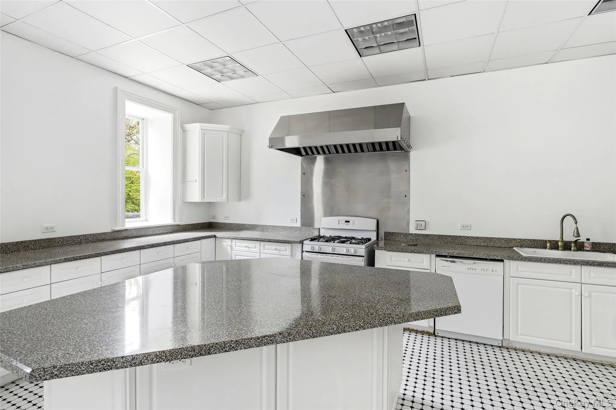 139 Scarborough Road, Ossining, NY, 14 Bedrooms Bedrooms, 20 Rooms Rooms,7 BathroomsBathrooms,Residential,For Rent,Scarborough,0,969595 139 Scarborough Road, Ossining, NY, 14 Bedrooms Bedrooms, 20 Rooms Rooms,7 BathroomsBathrooms,Residential,For Rent,Scarborough,0,969595