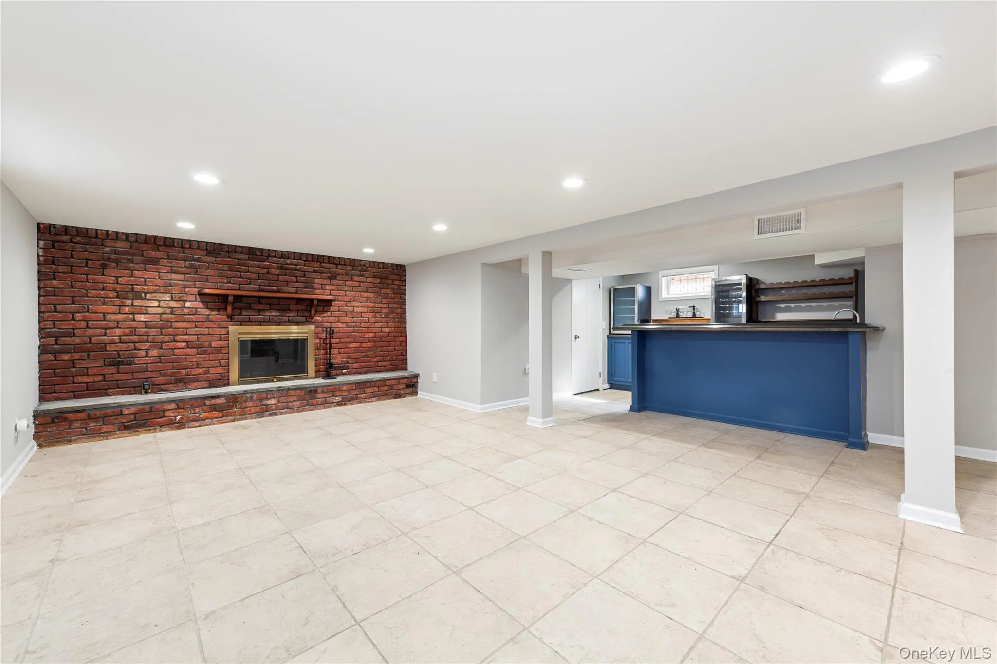 2615 Clearview Expressway, New York, NY, 3 Bedrooms Bedrooms, 8 Rooms Rooms,2 BathroomsBathrooms,Residential,For Rent,Clearview,0,969599 2615 Clearview Expressway, New York, NY, 3 Bedrooms Bedrooms, 8 Rooms Rooms,2 BathroomsBathrooms,Residential,For Rent,Clearview,0,969599