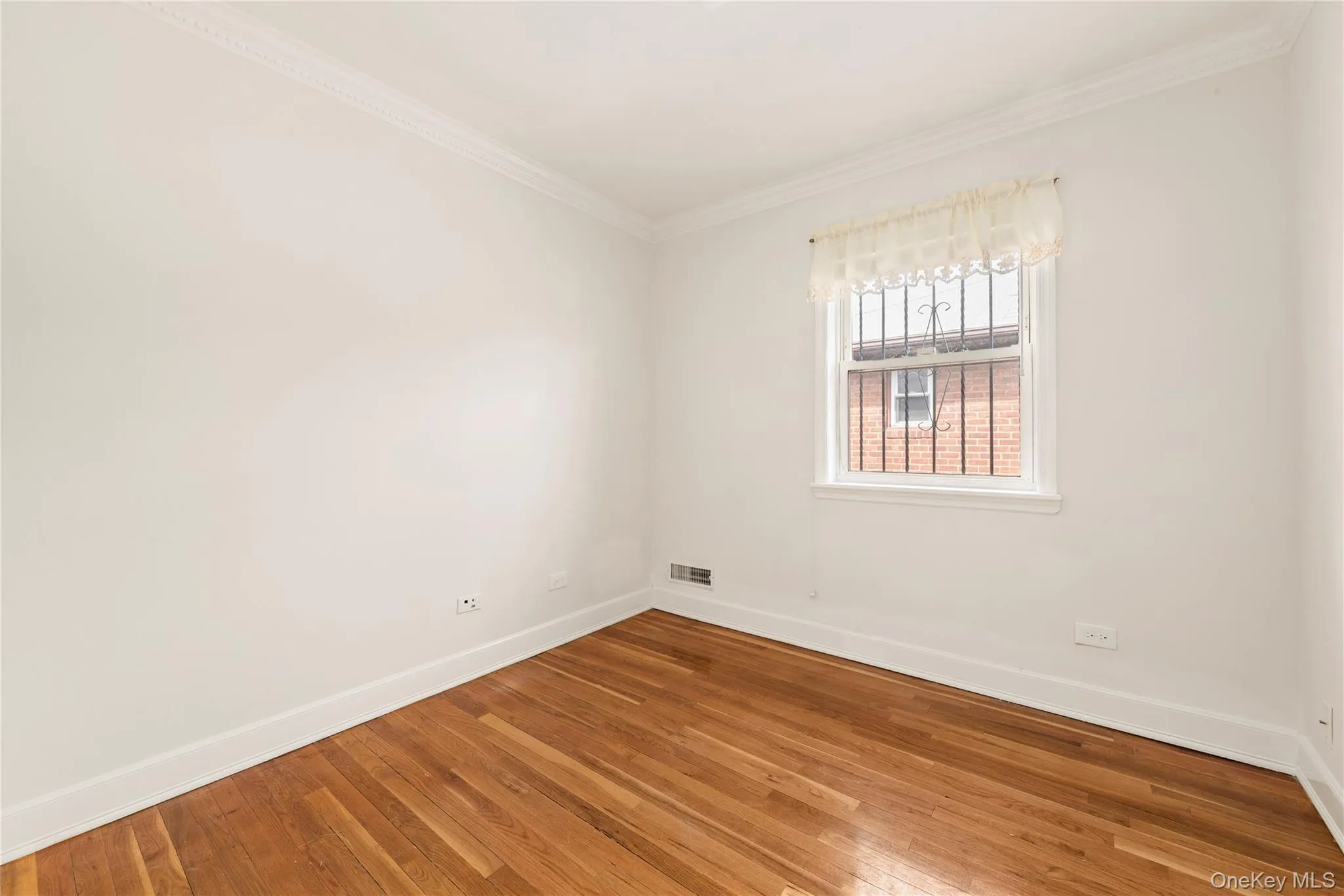 2615 Clearview Expressway, New York, NY, 3 Bedrooms Bedrooms, 8 Rooms Rooms,2 BathroomsBathrooms,Residential,For Rent,Clearview,0,969599 2615 Clearview Expressway, New York, NY, 3 Bedrooms Bedrooms, 8 Rooms Rooms,2 BathroomsBathrooms,Residential,For Rent,Clearview,0,969599