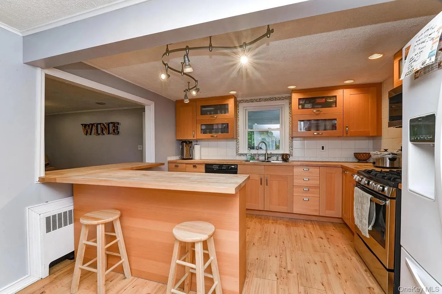 14 Seabird Avenue, Ramapo, NY, 3 Bedrooms Bedrooms, 5 Rooms Rooms,1 BathroomBathrooms,Residential Lease,For Rent,Seabird,0,969600 14 Seabird Avenue, Ramapo, NY, 3 Bedrooms Bedrooms, 5 Rooms Rooms,1 BathroomBathrooms,Residential Lease,For Rent,Seabird,0,969600