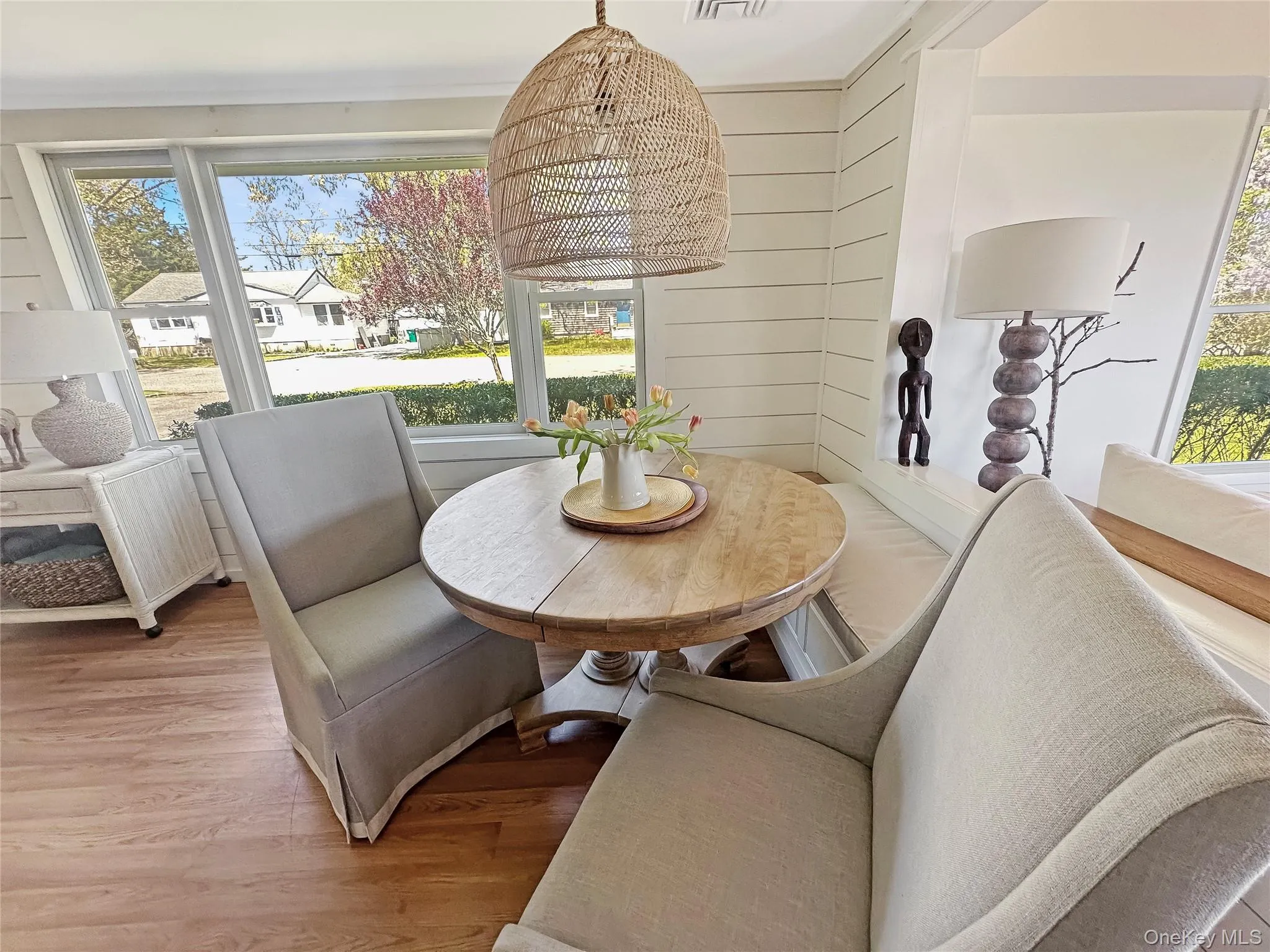 57 Nash Avenue, Southampton, NY, 2 Bedrooms Bedrooms, 5 Rooms Rooms,1 BathroomBathrooms,Residential Lease,For Rent,Nash,0,969644 57 Nash Avenue, Southampton, NY, 2 Bedrooms Bedrooms, 5 Rooms Rooms,1 BathroomBathrooms,Residential Lease,For Rent,Nash,0,969644