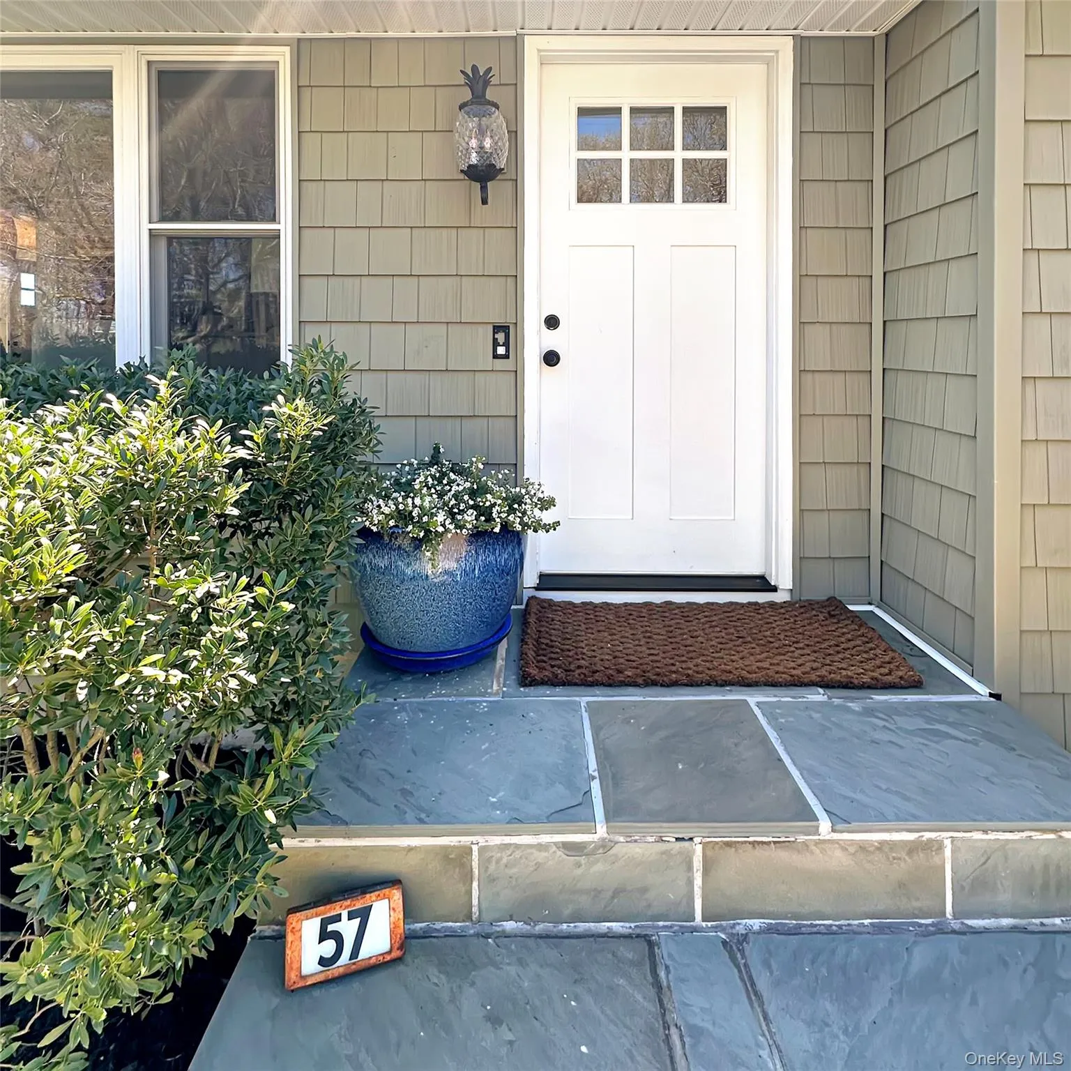 57 Nash Avenue, Southampton, NY, 2 Bedrooms Bedrooms, 5 Rooms Rooms,1 BathroomBathrooms,Residential Lease,For Rent,Nash,0,969644 57 Nash Avenue, Southampton, NY, 2 Bedrooms Bedrooms, 5 Rooms Rooms,1 BathroomBathrooms,Residential Lease,For Rent,Nash,0,969644