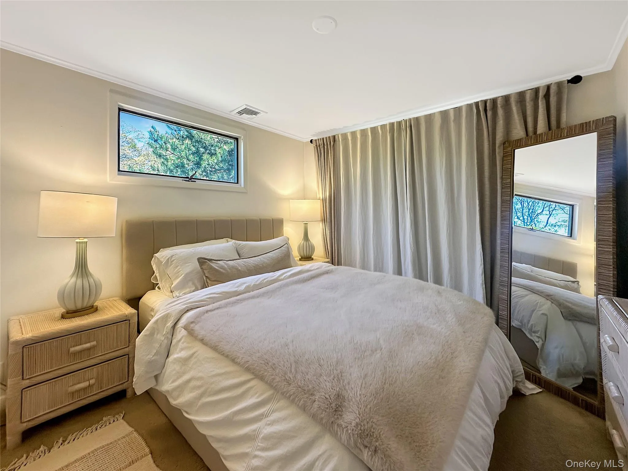 57 Nash Avenue, Southampton, NY, 2 Bedrooms Bedrooms, 5 Rooms Rooms,1 BathroomBathrooms,Residential Lease,For Rent,Nash,0,969644 57 Nash Avenue, Southampton, NY, 2 Bedrooms Bedrooms, 5 Rooms Rooms,1 BathroomBathrooms,Residential Lease,For Rent,Nash,0,969644