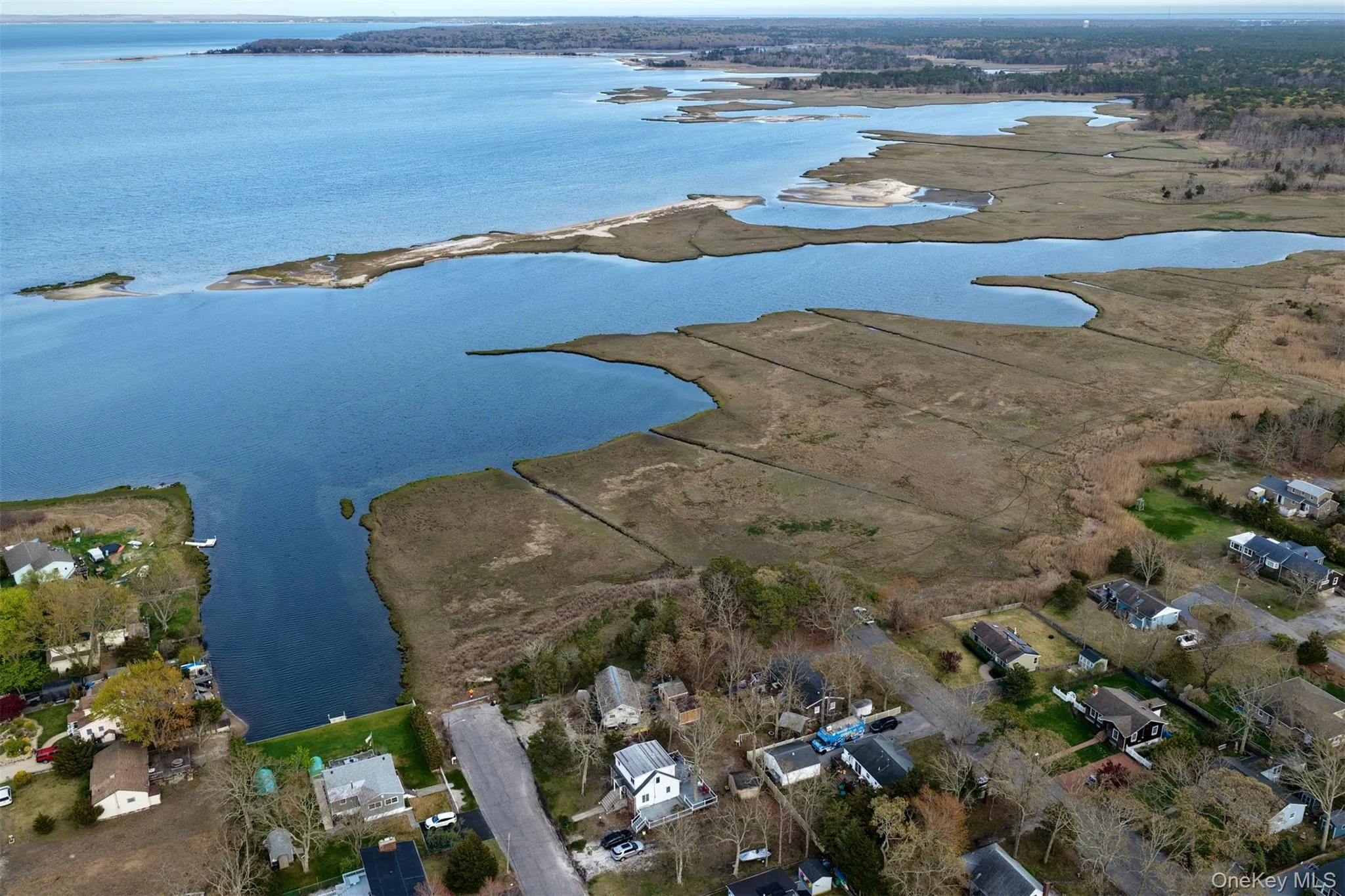 57 Nash Avenue, Southampton, NY, 2 Bedrooms Bedrooms, 5 Rooms Rooms,1 BathroomBathrooms,Residential Lease,For Rent,Nash,0,969644 57 Nash Avenue, Southampton, NY, 2 Bedrooms Bedrooms, 5 Rooms Rooms,1 BathroomBathrooms,Residential Lease,For Rent,Nash,0,969644