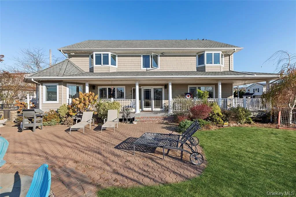 4 Quebec Road, Hempstead, NY, 4 Bedrooms Bedrooms, 8 Rooms Rooms,2 BathroomsBathrooms,Residential,For Rent,Quebec,0,969650 4 Quebec Road, Hempstead, NY, 4 Bedrooms Bedrooms, 8 Rooms Rooms,2 BathroomsBathrooms,Residential,For Rent,Quebec,0,969650