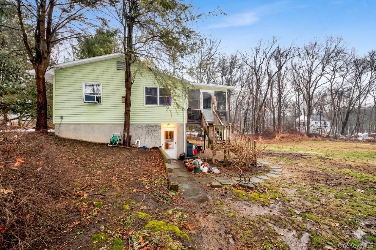 17 Last Road, Middletown, NY, 3 Bedrooms Bedrooms, 5 Rooms Rooms,2 BathroomsBathrooms,Residential,For Rent,Last,0,969654 17 Last Road, Middletown, NY, 3 Bedrooms Bedrooms, 5 Rooms Rooms,2 BathroomsBathrooms,Residential,For Rent,Last,0,969654