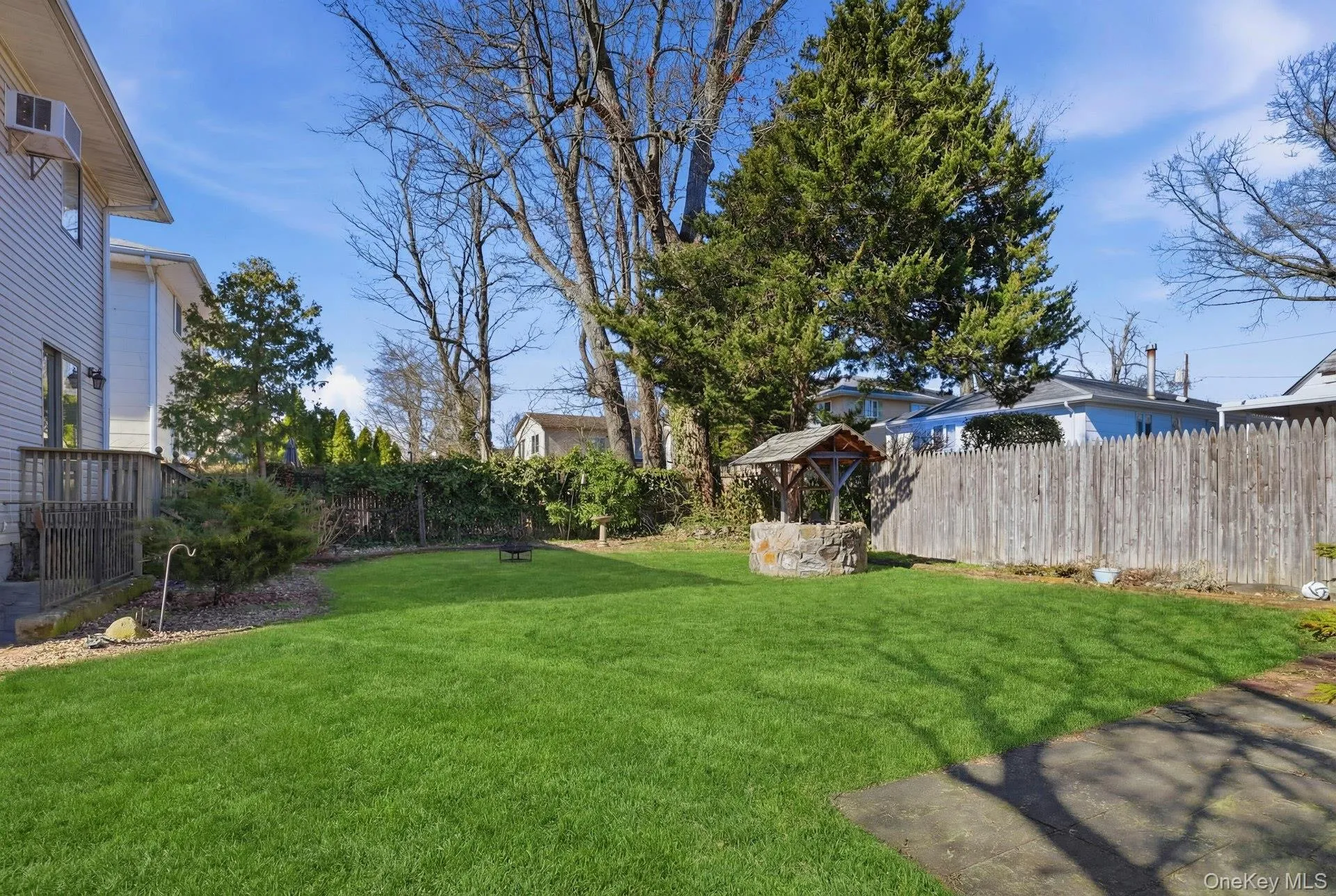 35 Yennicock Avenue, North Hempstead, NY, 2 Bedrooms Bedrooms, 7 Rooms Rooms,2 BathroomsBathrooms,Residential Lease,For Rent,Yennicock,0,969666 35 Yennicock Avenue, North Hempstead, NY, 2 Bedrooms Bedrooms, 7 Rooms Rooms,2 BathroomsBathrooms,Residential Lease,For Rent,Yennicock,0,969666