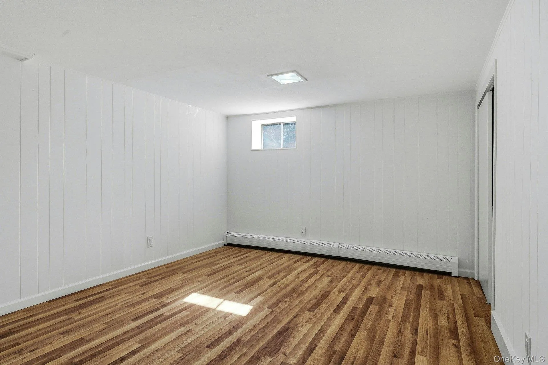 35 Yennicock Avenue, North Hempstead, NY, 2 Bedrooms Bedrooms, 7 Rooms Rooms,2 BathroomsBathrooms,Residential Lease,For Rent,Yennicock,0,969666 35 Yennicock Avenue, North Hempstead, NY, 2 Bedrooms Bedrooms, 7 Rooms Rooms,2 BathroomsBathrooms,Residential Lease,For Rent,Yennicock,0,969666