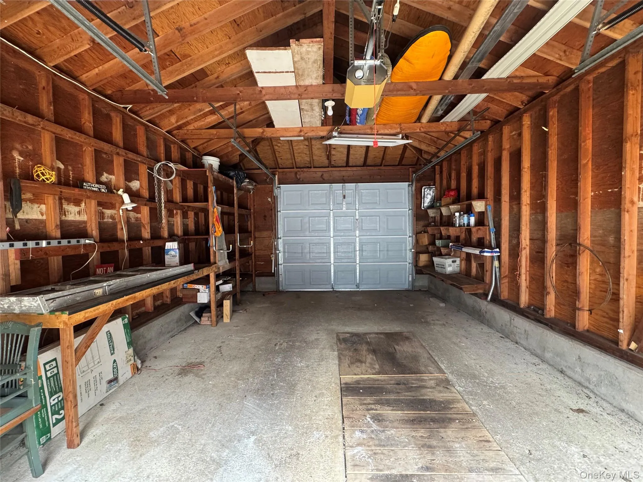 35 Yennicock Avenue, North Hempstead, NY, 2 Bedrooms Bedrooms, 7 Rooms Rooms,2 BathroomsBathrooms,Residential Lease,For Rent,Yennicock,0,969666 35 Yennicock Avenue, North Hempstead, NY, 2 Bedrooms Bedrooms, 7 Rooms Rooms,2 BathroomsBathrooms,Residential Lease,For Rent,Yennicock,0,969666