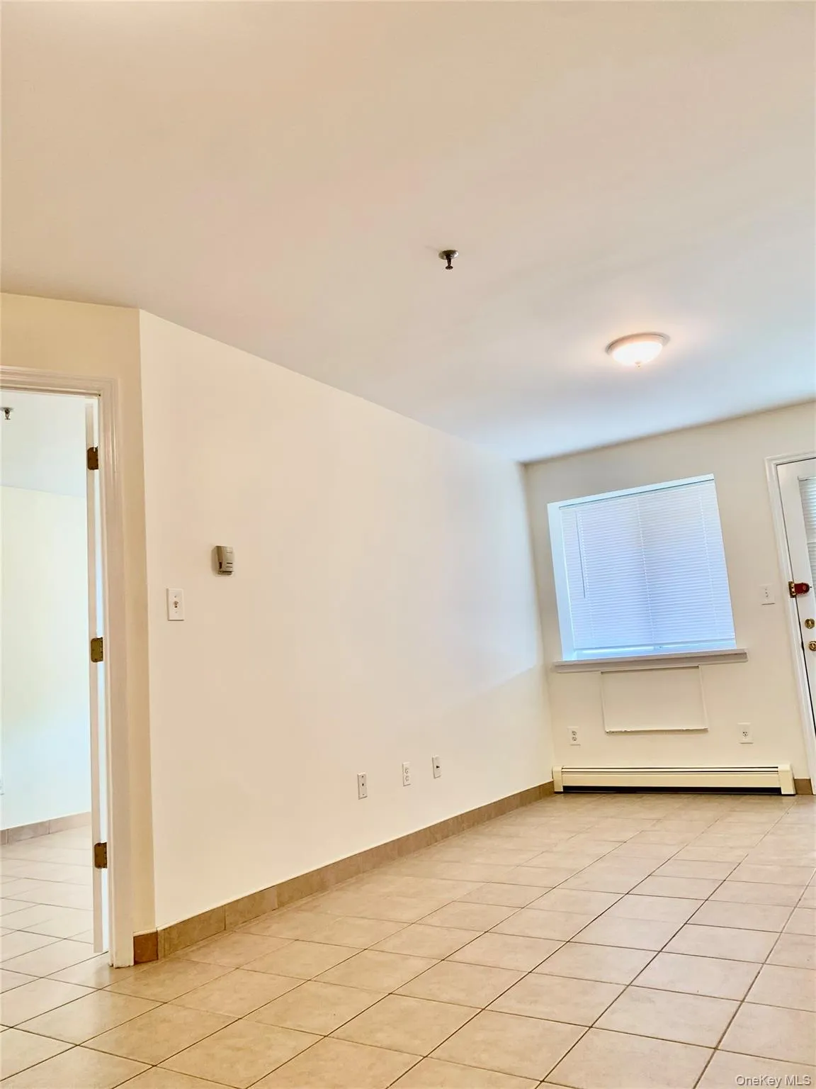 8417 Lander Street, New York, NY, 1 Bedroom Bedrooms, 3 Rooms Rooms,1 BathroomBathrooms,Residential Lease,For Rent,Lander,0,969667 8417 Lander Street, New York, NY, 1 Bedroom Bedrooms, 3 Rooms Rooms,1 BathroomBathrooms,Residential Lease,For Rent,Lander,0,969667