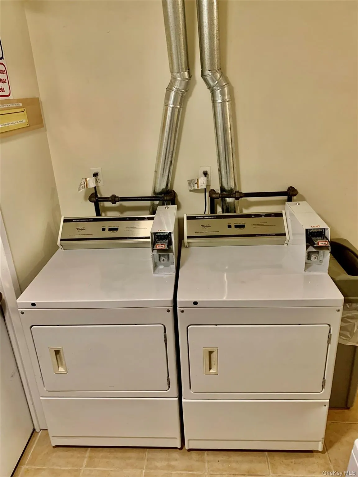 8417 Lander Street, New York, NY, 1 Bedroom Bedrooms, 3 Rooms Rooms,1 BathroomBathrooms,Residential Lease,For Rent,Lander,0,969667 8417 Lander Street, New York, NY, 1 Bedroom Bedrooms, 3 Rooms Rooms,1 BathroomBathrooms,Residential Lease,For Rent,Lander,0,969667