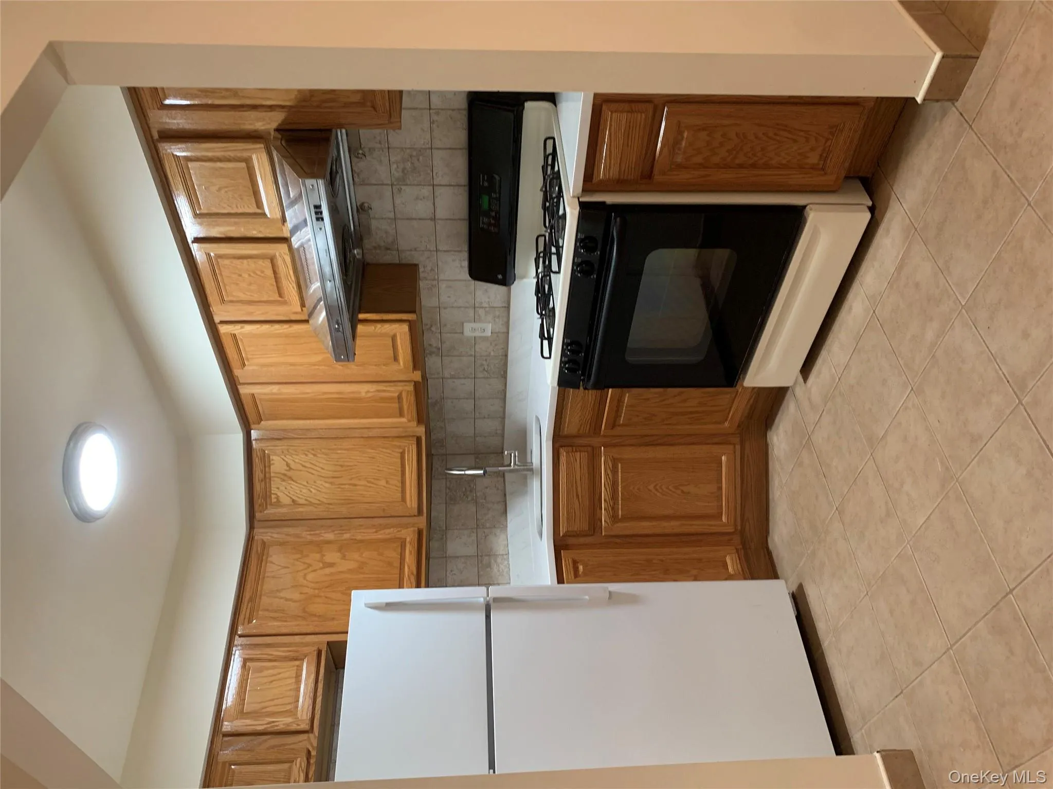8417 Lander Street, New York, NY, 1 Bedroom Bedrooms, 3 Rooms Rooms,1 BathroomBathrooms,Residential Lease,For Rent,Lander,0,969667 8417 Lander Street, New York, NY, 1 Bedroom Bedrooms, 3 Rooms Rooms,1 BathroomBathrooms,Residential Lease,For Rent,Lander,0,969667