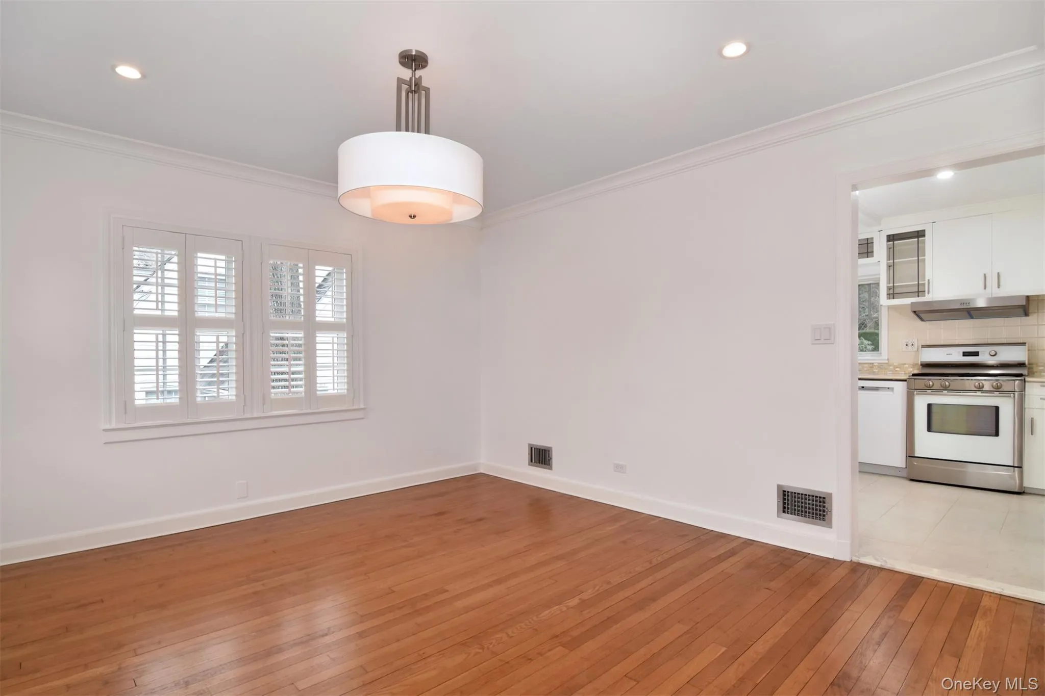 A healthy amount of natural light along with crown molding and recesses lighting A healthy amount of natural light along with crown molding and recesses lighting