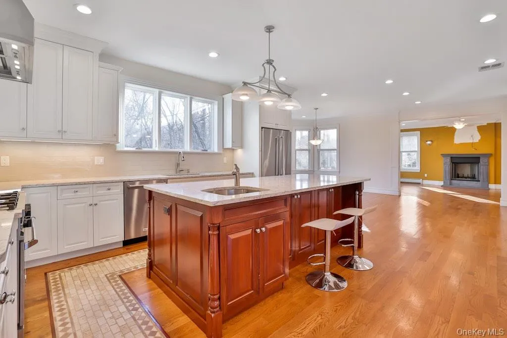 34 Renfrew Road, Clarkstown, NY, 5 Bedrooms Bedrooms, 18 Rooms Rooms,6 BathroomsBathrooms,Residential Lease,For Rent,Renfrew,0,969687 34 Renfrew Road, Clarkstown, NY, 5 Bedrooms Bedrooms, 18 Rooms Rooms,6 BathroomsBathrooms,Residential Lease,For Rent,Renfrew,0,969687