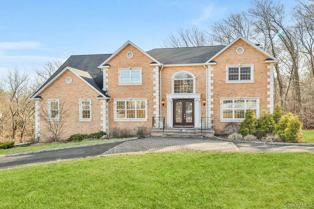 34 Renfrew Road, Clarkstown, NY, 5 Bedrooms Bedrooms, 18 Rooms Rooms,6 BathroomsBathrooms,Residential Lease,For Rent,Renfrew,0,969687 34 Renfrew Road, Clarkstown, NY, 5 Bedrooms Bedrooms, 18 Rooms Rooms,6 BathroomsBathrooms,Residential Lease,For Rent,Renfrew,0,969687