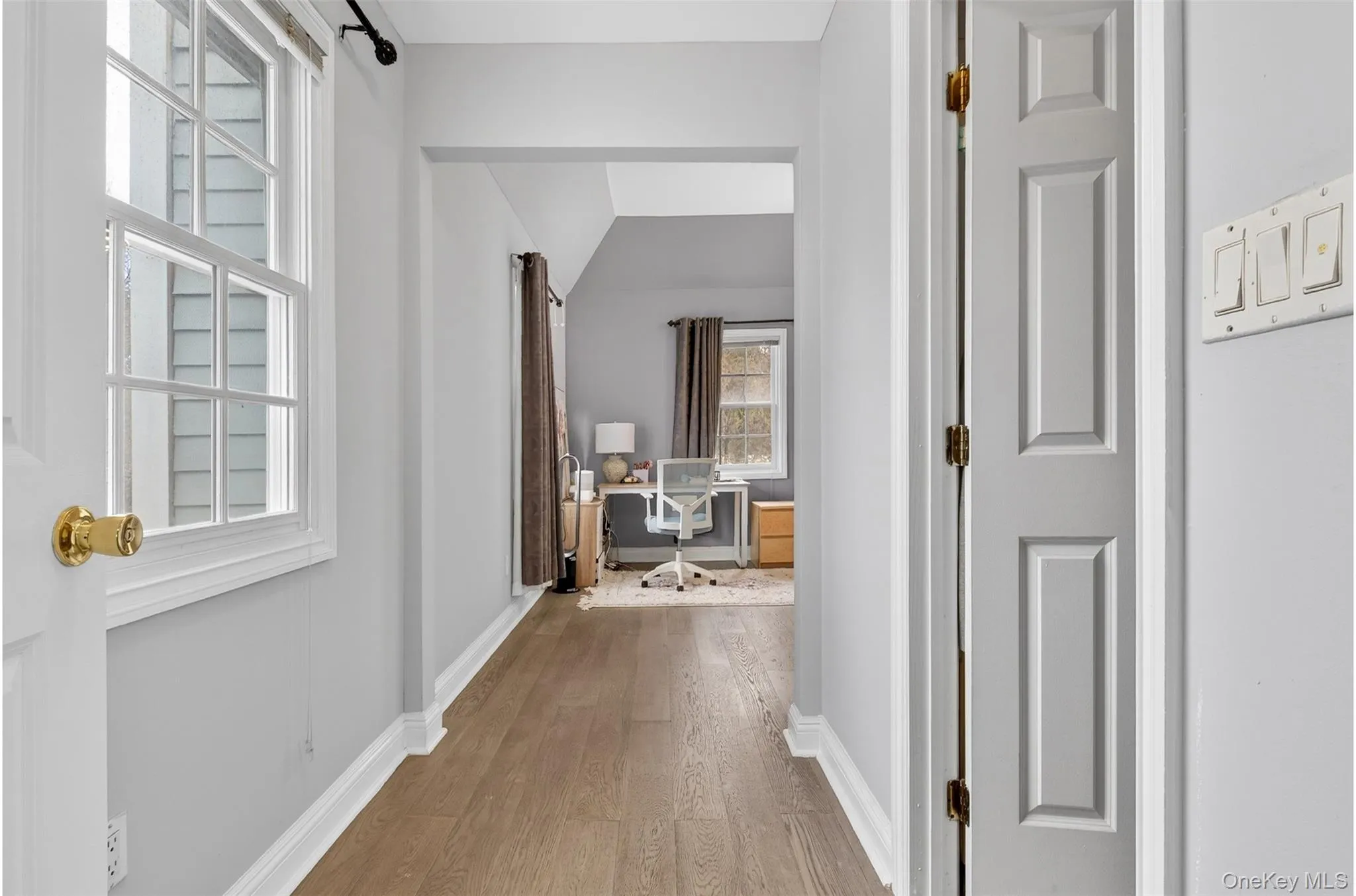 14 Mackay Way, North Hempstead, NY, 4 Bedrooms Bedrooms, 9 Rooms Rooms,2 BathroomsBathrooms,Residential,For Rent,Mackay,0,969704 14 Mackay Way, North Hempstead, NY, 4 Bedrooms Bedrooms, 9 Rooms Rooms,2 BathroomsBathrooms,Residential,For Rent,Mackay,0,969704