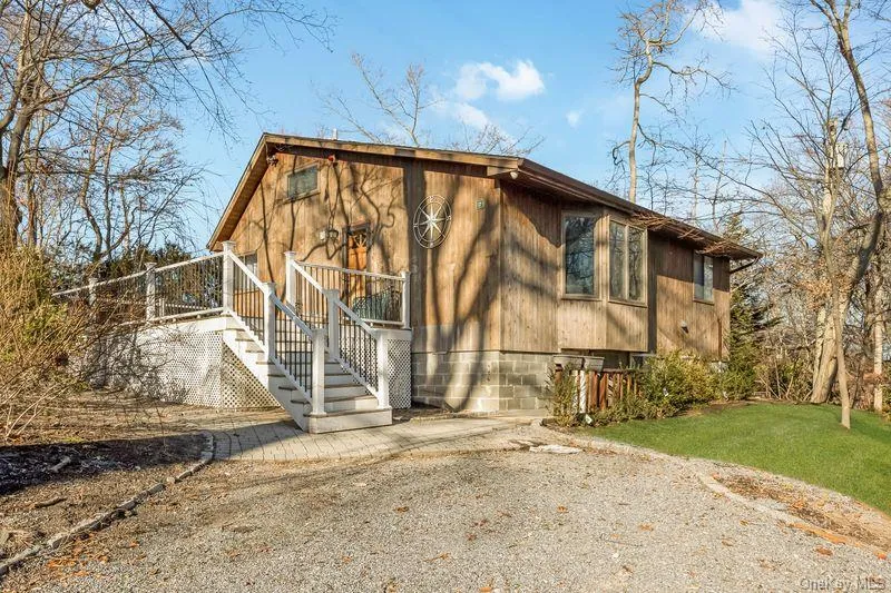 356 Oakleigh Avenue, Riverhead, NY, 3 Bedrooms Bedrooms, 7 Rooms Rooms,2 BathroomsBathrooms,Residential,For Rent,Oakleigh,0,969723 356 Oakleigh Avenue, Riverhead, NY, 3 Bedrooms Bedrooms, 7 Rooms Rooms,2 BathroomsBathrooms,Residential,For Rent,Oakleigh,0,969723