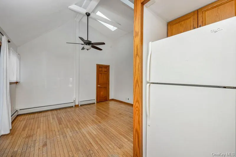 356 Oakleigh Avenue, Riverhead, NY, 3 Bedrooms Bedrooms, 7 Rooms Rooms,2 BathroomsBathrooms,Residential,For Rent,Oakleigh,0,969723 356 Oakleigh Avenue, Riverhead, NY, 3 Bedrooms Bedrooms, 7 Rooms Rooms,2 BathroomsBathrooms,Residential,For Rent,Oakleigh,0,969723