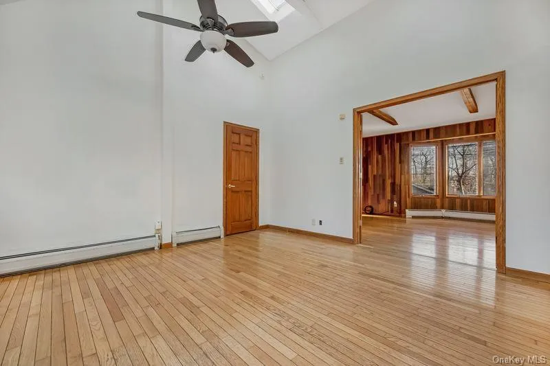 356 Oakleigh Avenue, Riverhead, NY, 3 Bedrooms Bedrooms, 7 Rooms Rooms,2 BathroomsBathrooms,Residential,For Rent,Oakleigh,0,969723 356 Oakleigh Avenue, Riverhead, NY, 3 Bedrooms Bedrooms, 7 Rooms Rooms,2 BathroomsBathrooms,Residential,For Rent,Oakleigh,0,969723