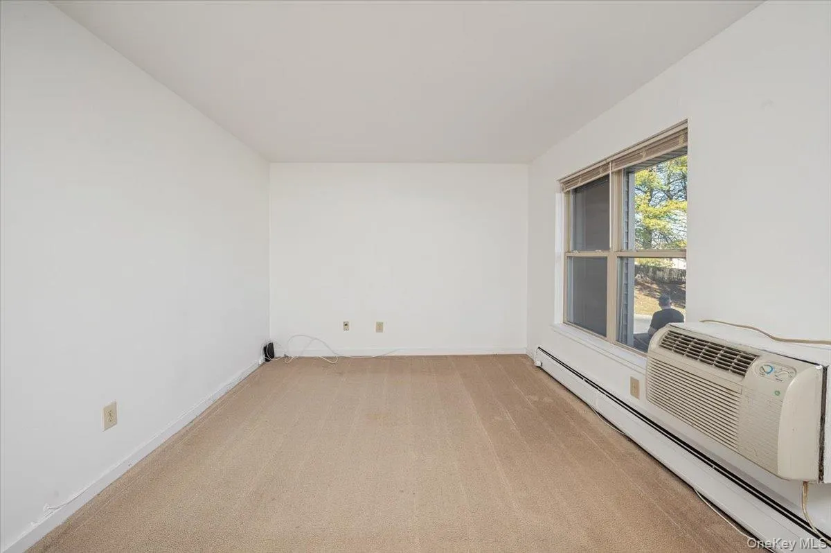 501 Maplewood Gardens, Clarkstown, NY, 3 Bedrooms Bedrooms, 8 Rooms Rooms,1 BathroomBathrooms,Residential Lease,For Rent,Maplewood Gardens,0,969728 501 Maplewood Gardens, Clarkstown, NY, 3 Bedrooms Bedrooms, 8 Rooms Rooms,1 BathroomBathrooms,Residential Lease,For Rent,Maplewood Gardens,0,969728